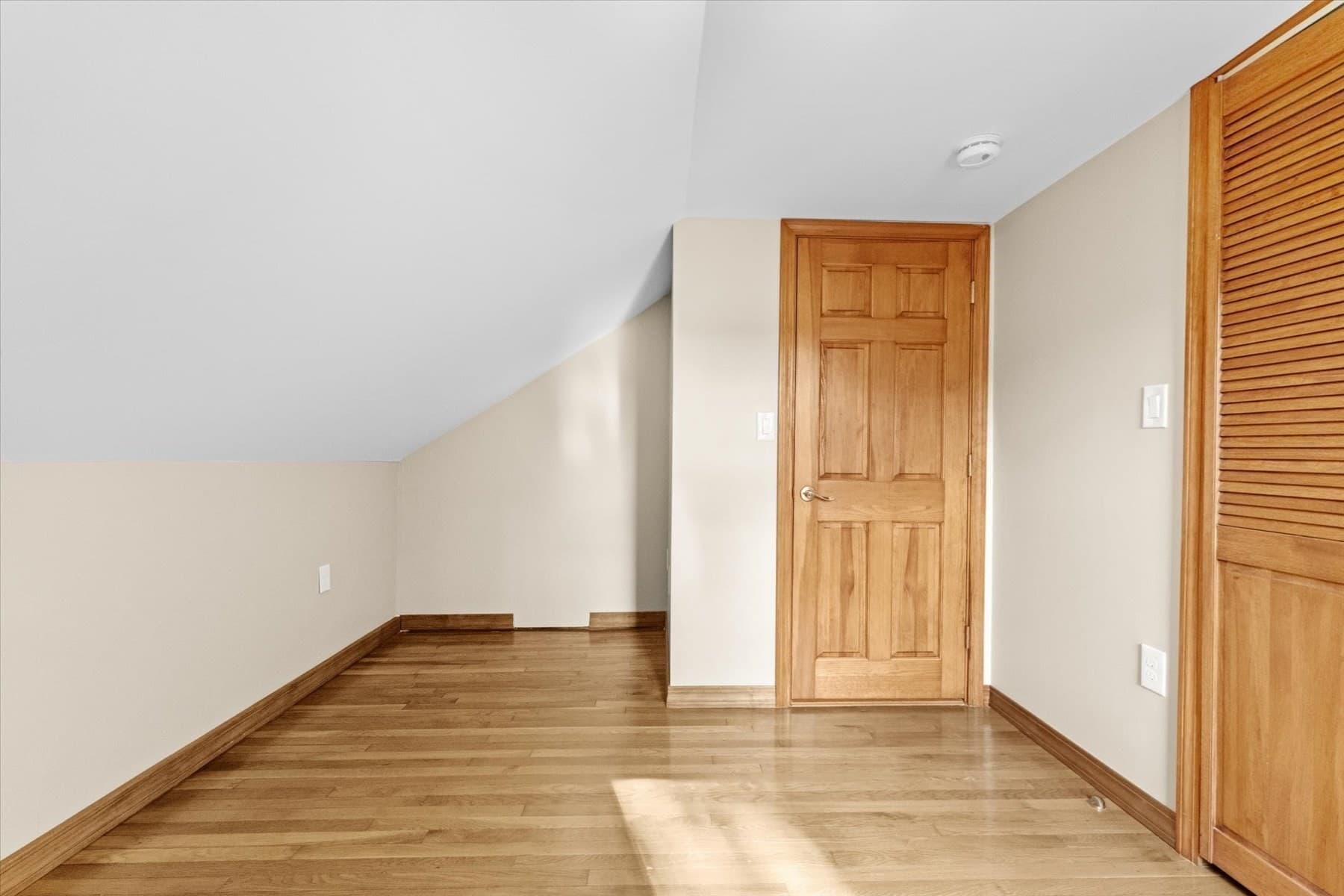 Single Family Residence at 82 Boston Rd, Sutton MA 01590, Sutton, photo 27 of 39