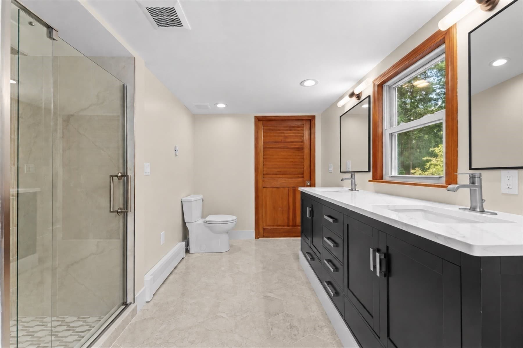 Single Family Residence at 82 Boston Rd, Sutton MA 01590, Sutton, photo 25 of 39