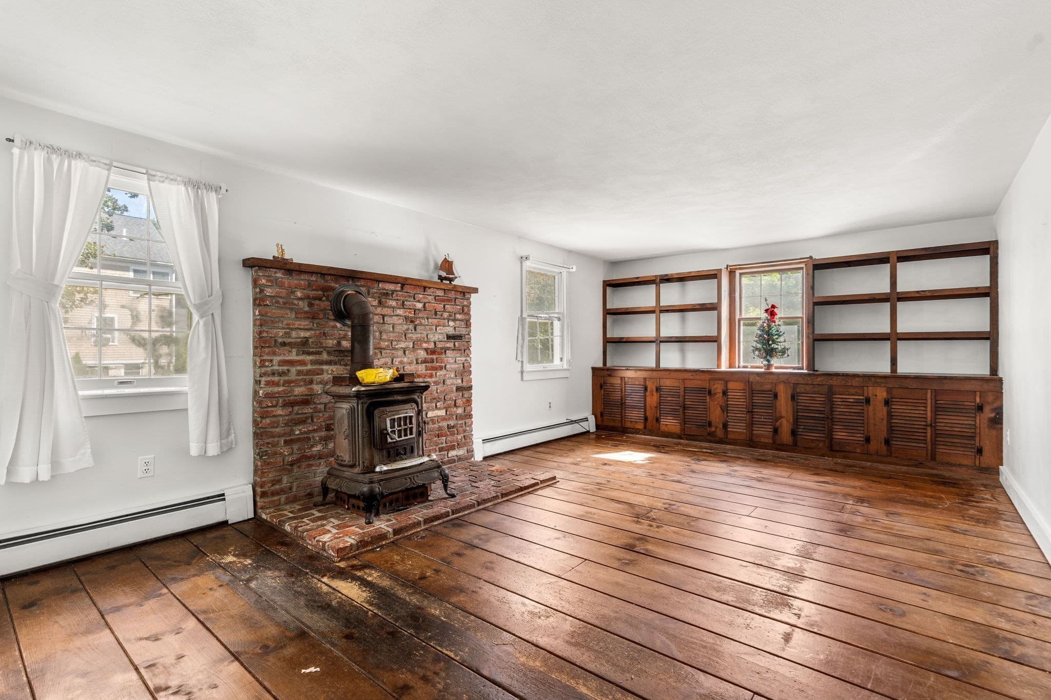 Single Family Residence at 141 Evans Rd Ext, Marblehead MA 01945, Marblehead, photo 14 of 42