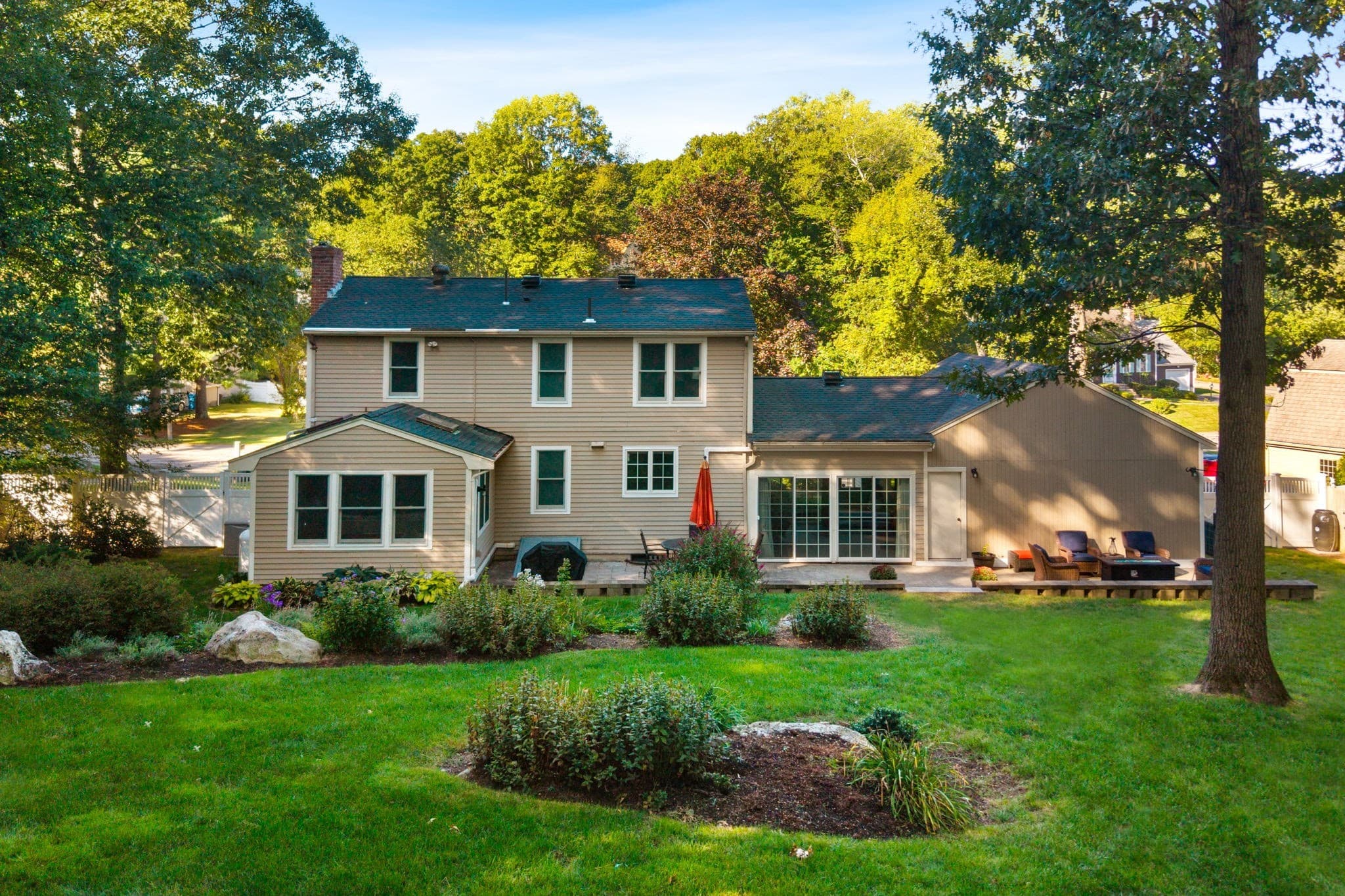 Single Family Residence at 4 Kristin Ln, Canton MA 02021, Canton, photo 5 of 42
