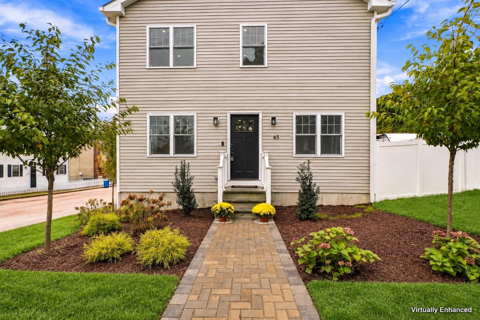 45 County St, Blackstone MA 01504