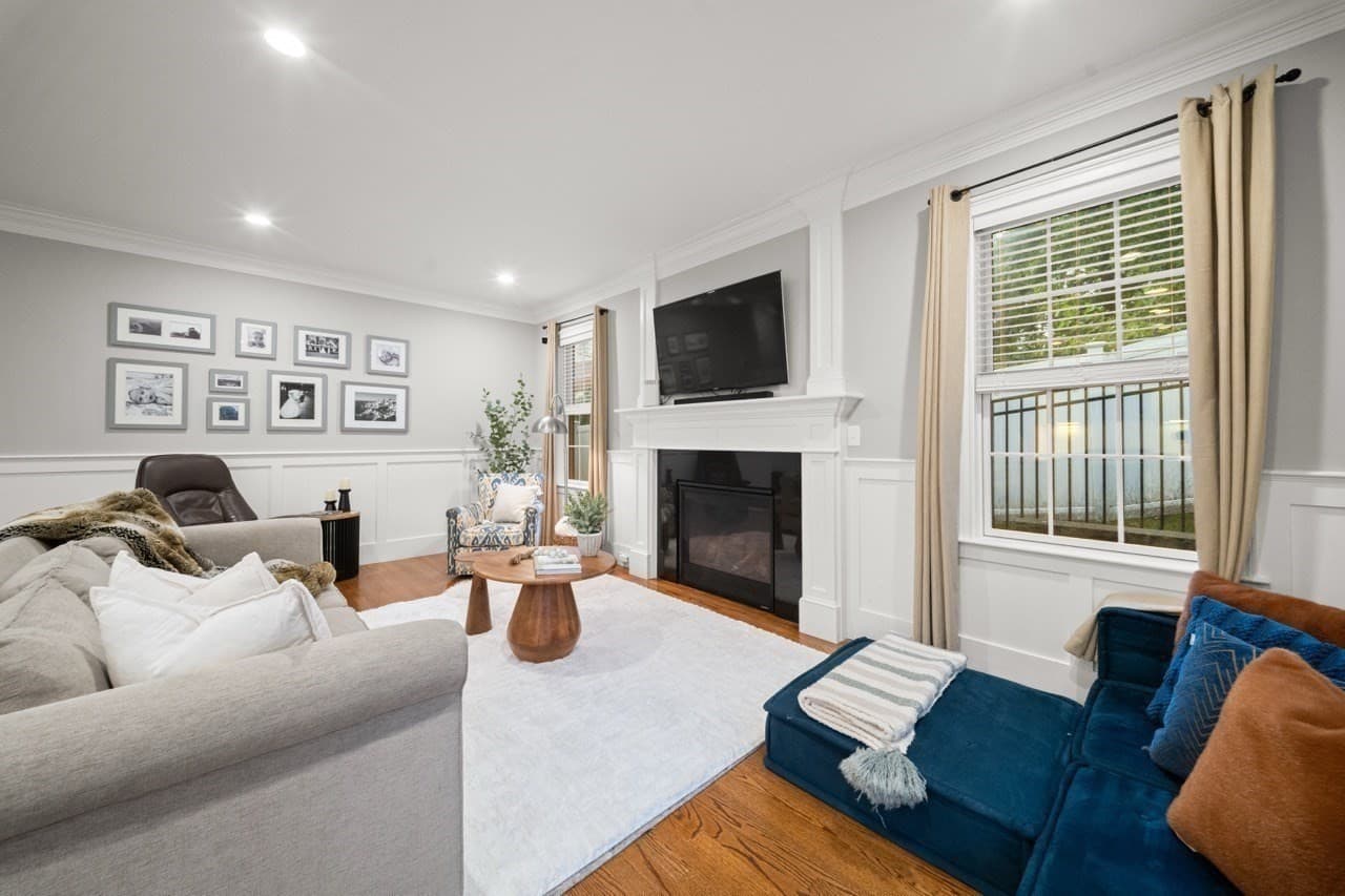 Condominium at 94 East Side Parkway # 94, Newton MA 02458, Newton, photo 13 of 42