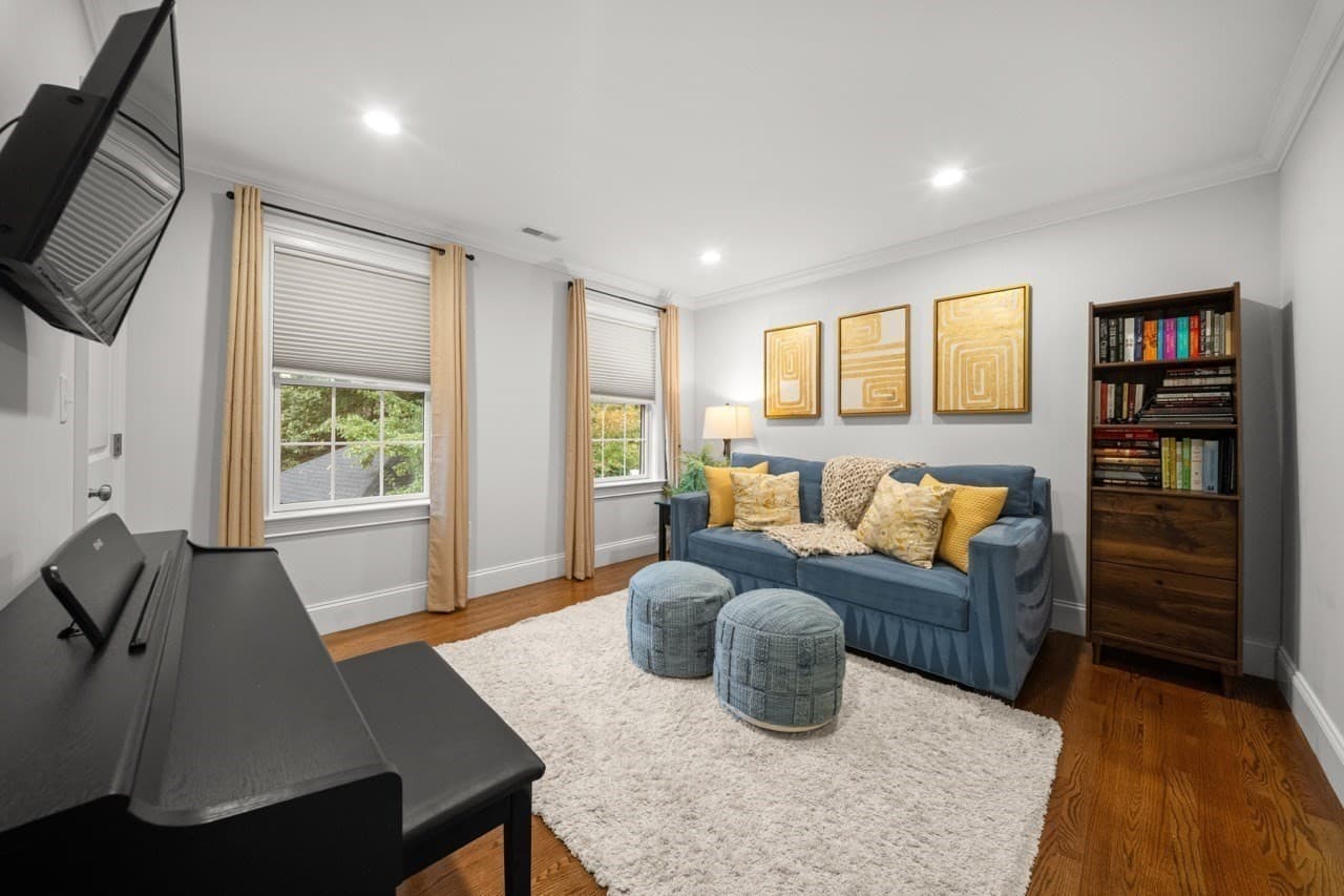 Condominium at 94 East Side Parkway # 94, Newton MA 02458, Newton, photo 22 of 42