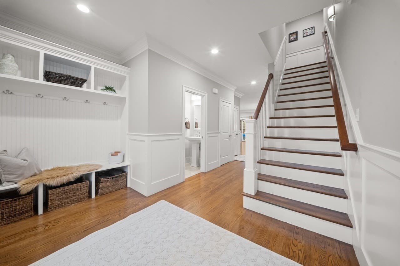 Condominium at 94 East Side Parkway # 94, Newton MA 02458, Newton, photo 3 of 42