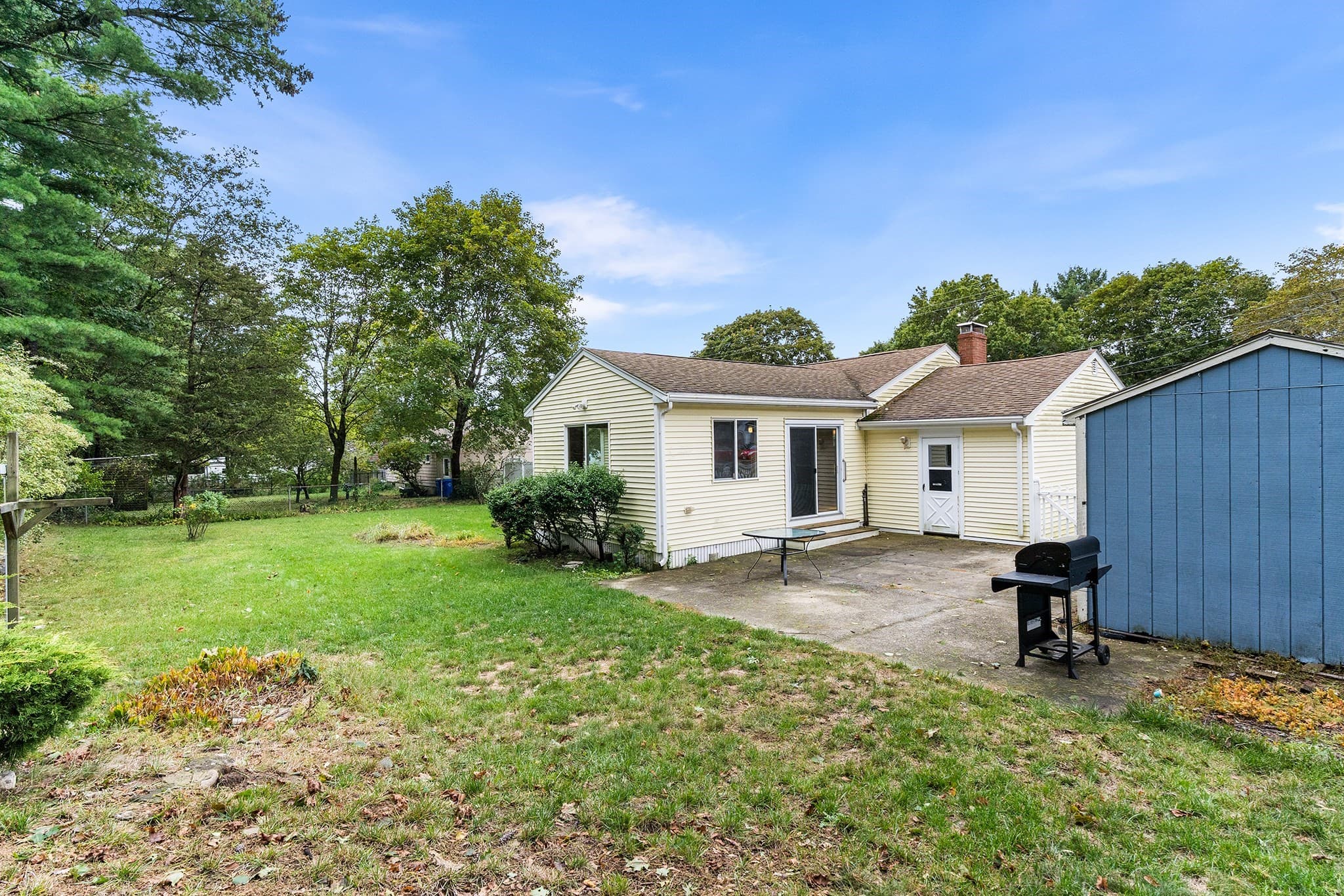 Single Family Residence at 62 Woodsbury Rd, Rockland MA 02370, Rockland, photo 37 of 41