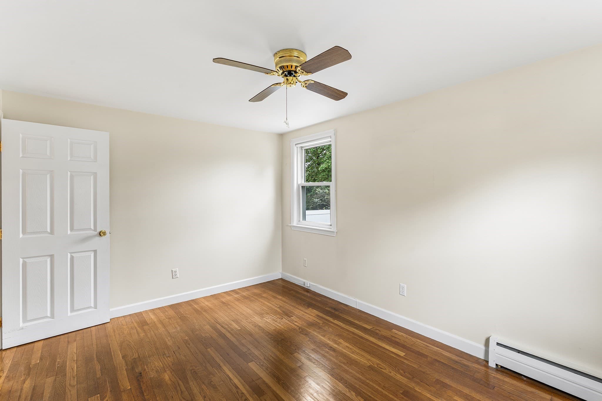 Single Family Residence at 62 Woodsbury Rd, Rockland MA 02370, Rockland, photo 19 of 41