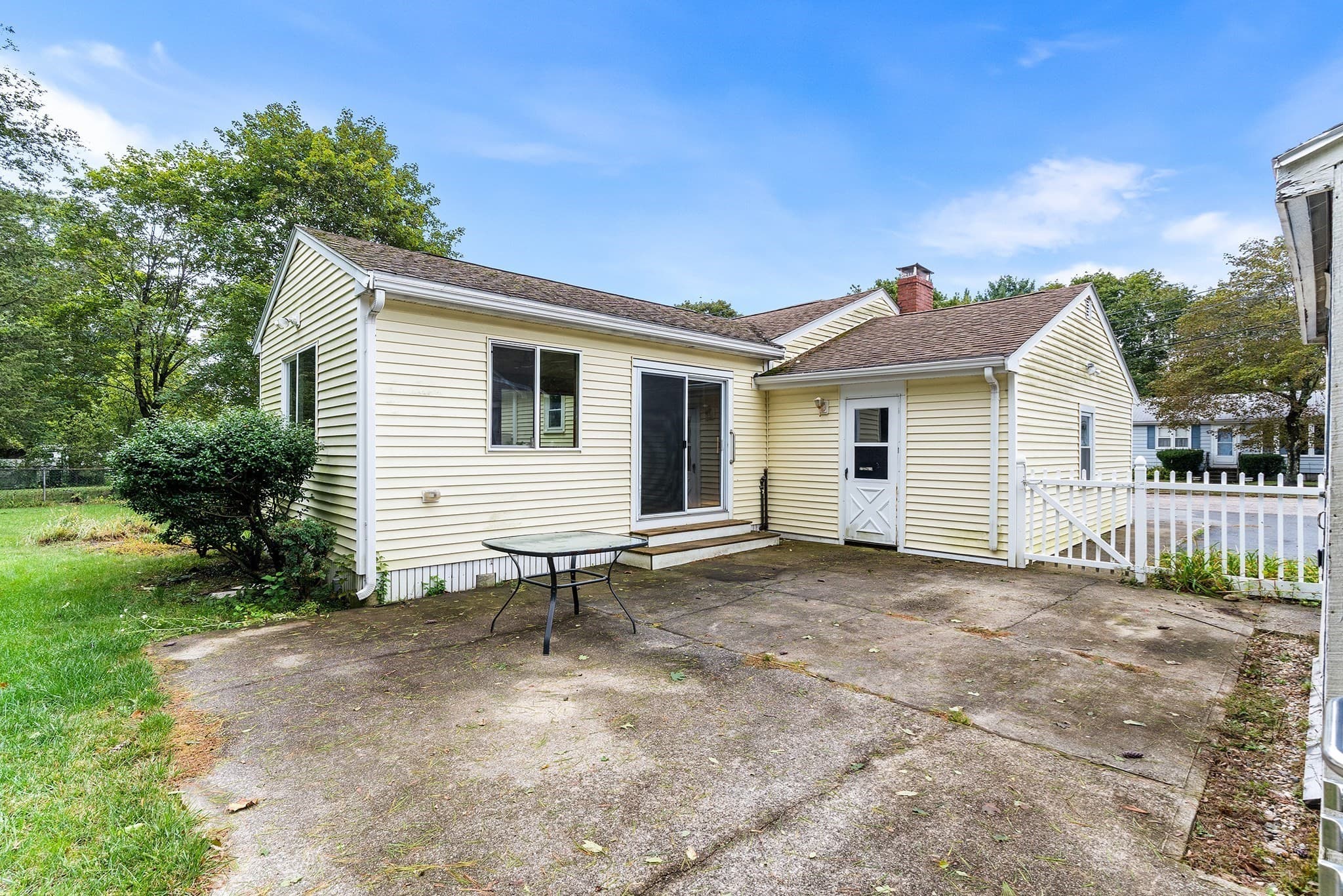 Single Family Residence at 62 Woodsbury Rd, Rockland MA 02370, Rockland, photo 35 of 41