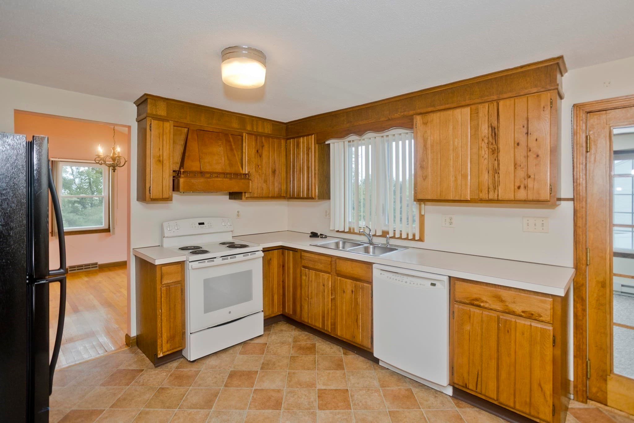 Single Family Residence at 49 Anvil St, Agawam MA 01030, Agawam, photo 13 of 42