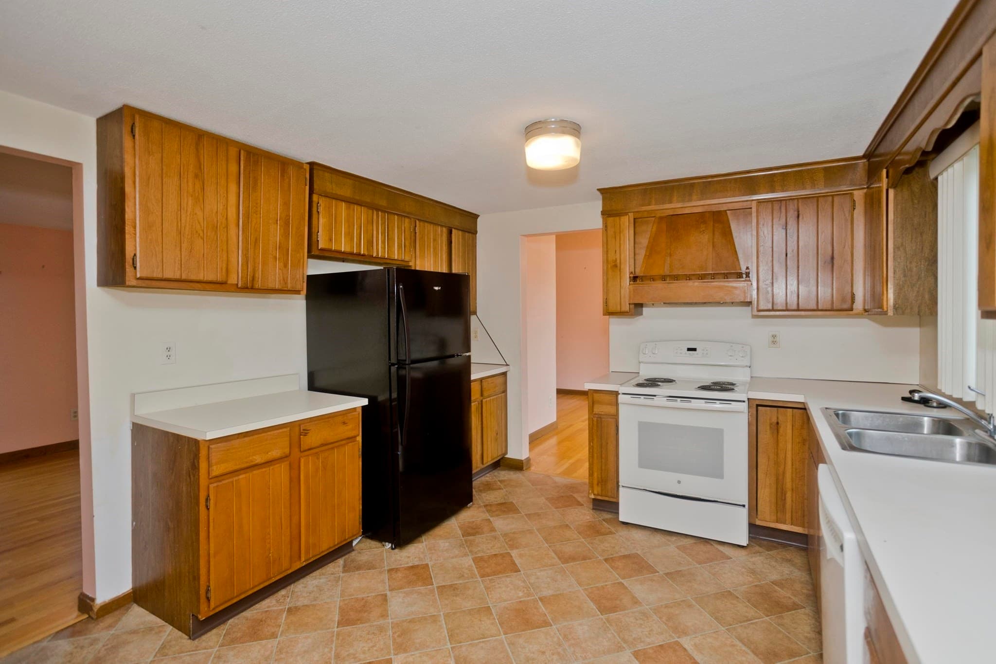 Single Family Residence at 49 Anvil St, Agawam MA 01030, Agawam, photo 12 of 42