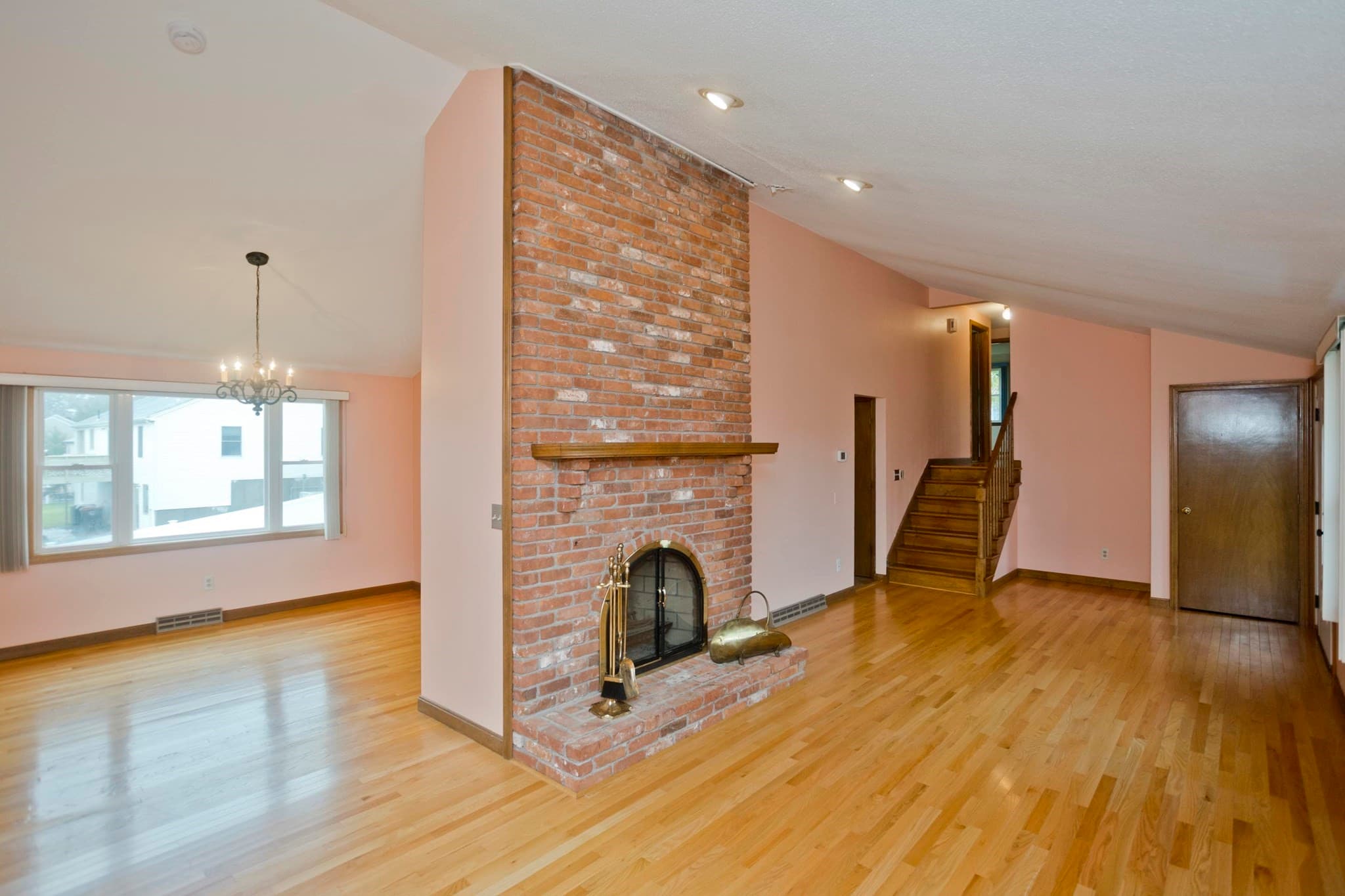 Single Family Residence at 49 Anvil St, Agawam MA 01030, Agawam, photo 7 of 42