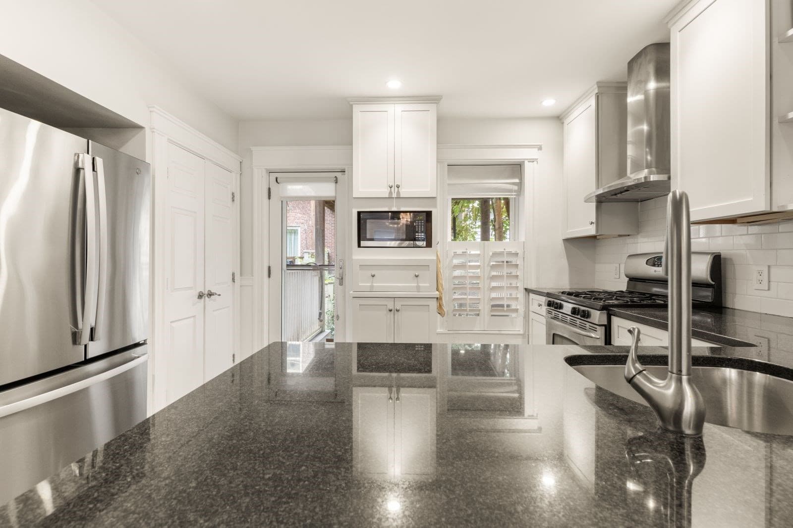 Single Family Residence at 14 Beckler Ave, Boston MA 02127, Boston, photo 9 of 36