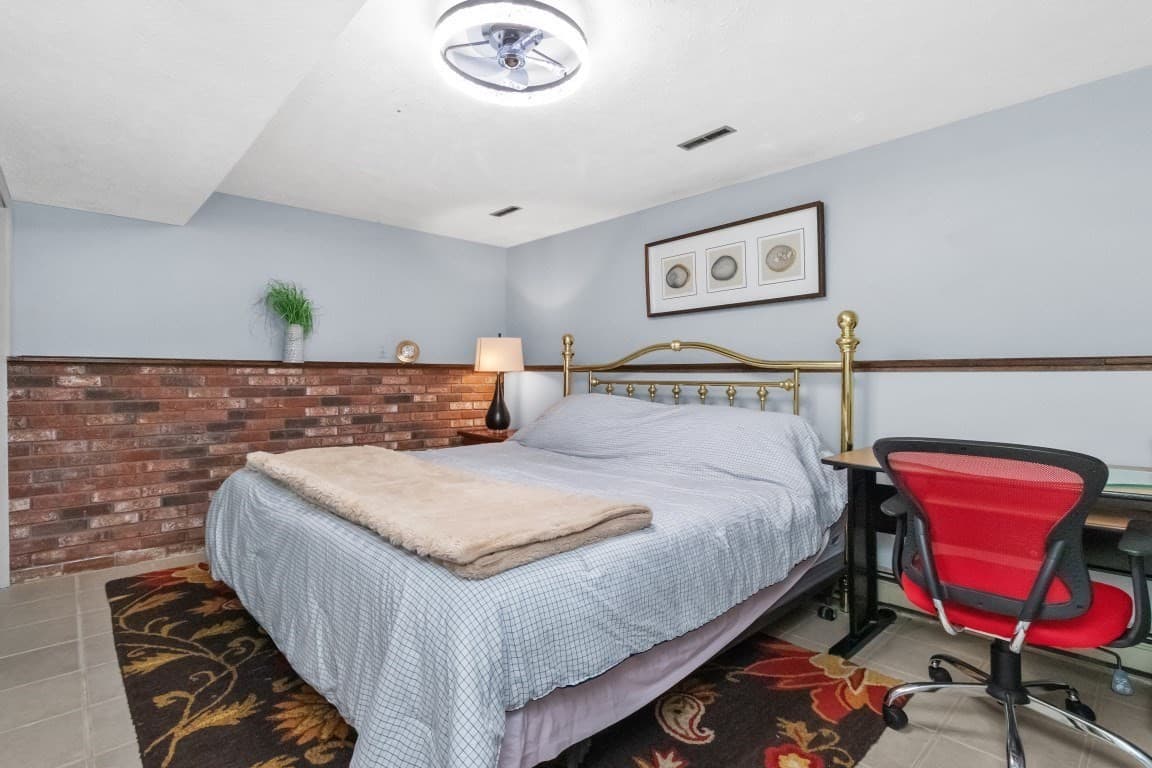 Single Family Residence at 30 Lantern Ln, Randolph MA 02368, Randolph, photo 23 of 33