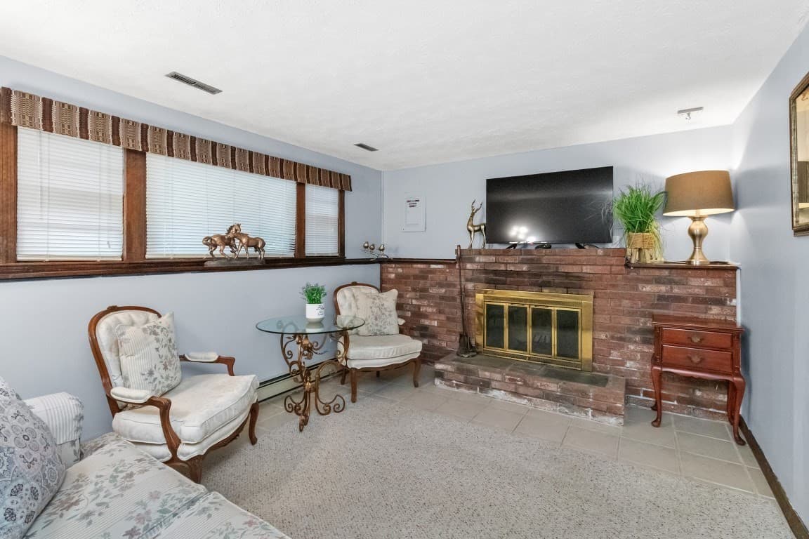 Single Family Residence at 30 Lantern Ln, Randolph MA 02368, Randolph, photo 20 of 33