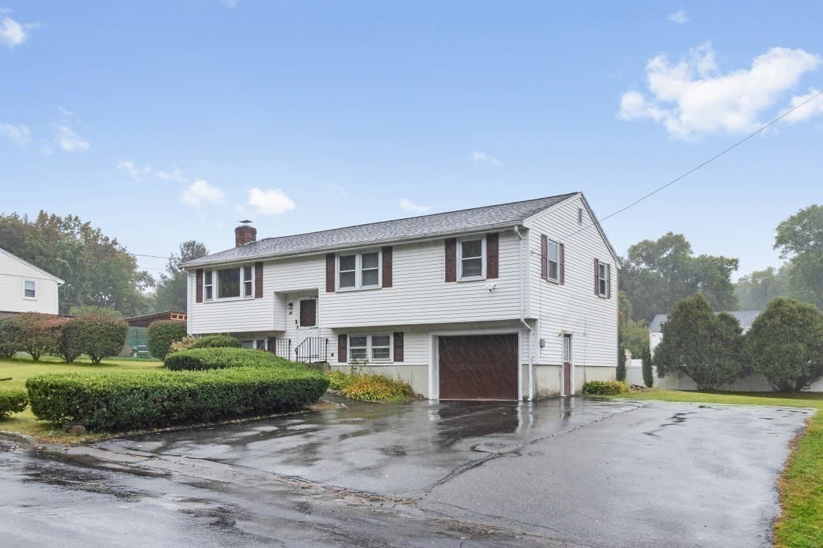 Single Family Residence at 30 Lantern Ln, Randolph MA 02368, Randolph, photo 30 of 33