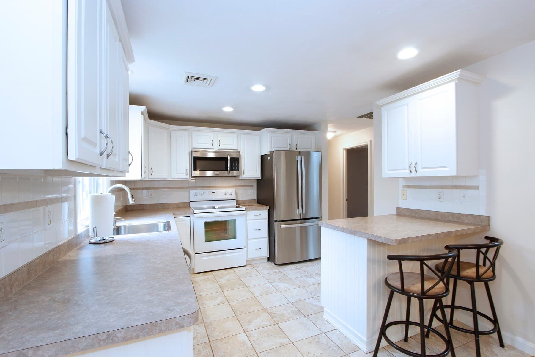 Single Family Residence at 37 Yearling Run, Bourne MA 02532, Bourne, photo 13 of 42