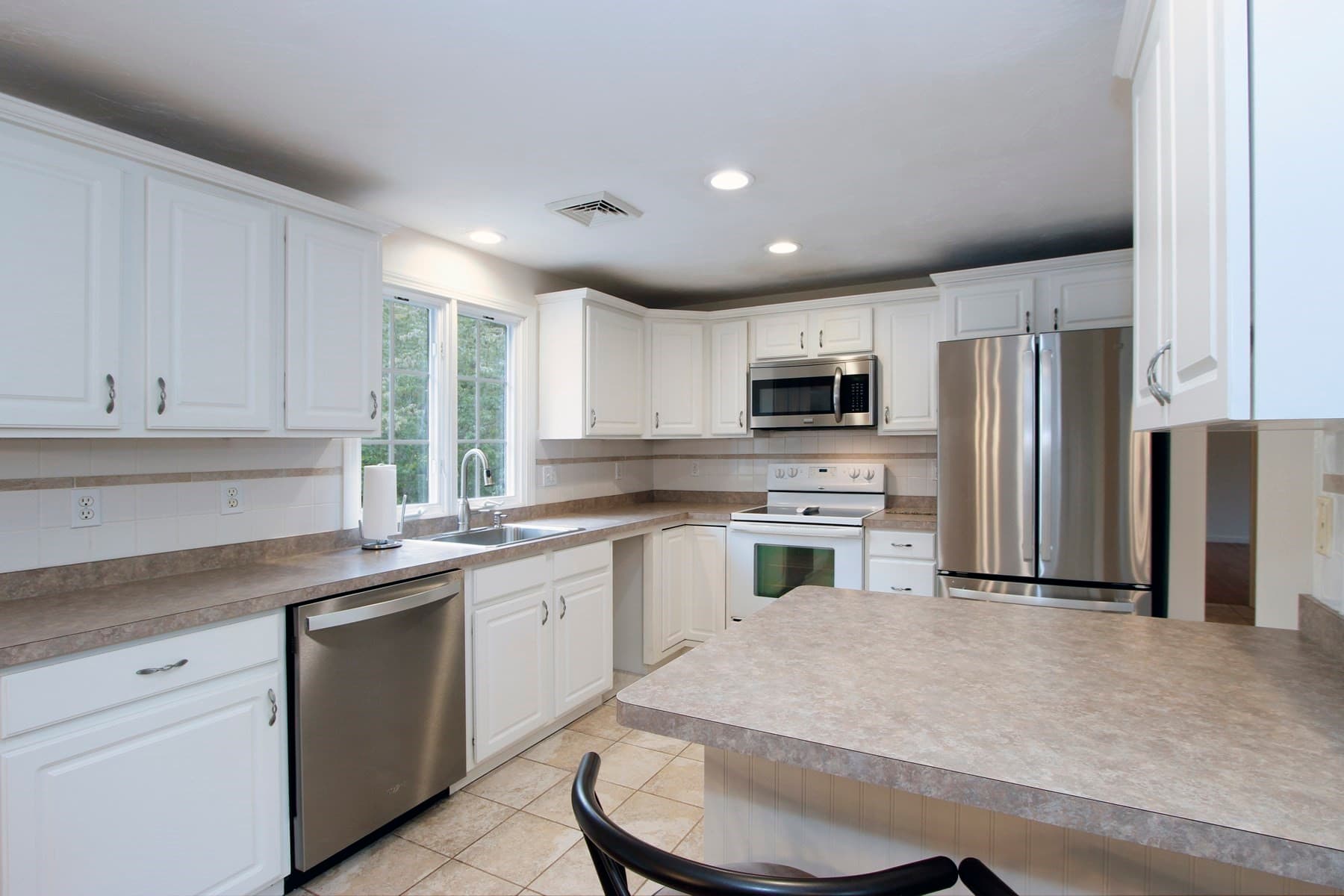 Single Family Residence at 37 Yearling Run, Bourne MA 02532, Bourne, photo 12 of 42