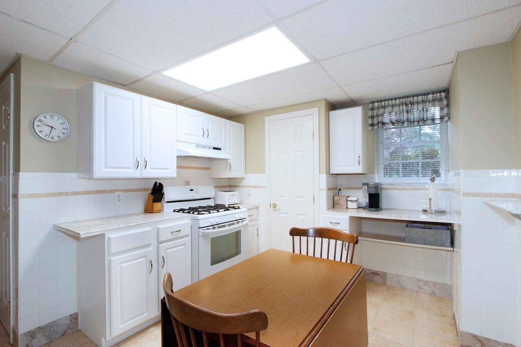 Single Family Residence at 37 Yearling Run, Bourne MA 02532, Bourne, photo 36 of 42