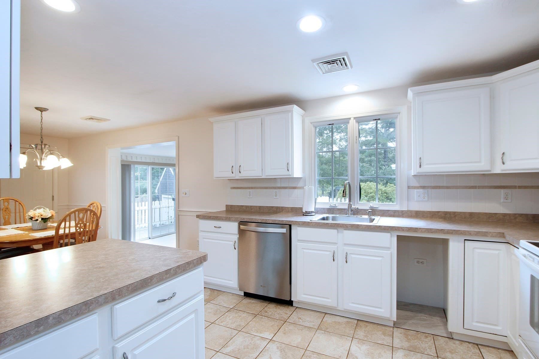 Single Family Residence at 37 Yearling Run, Bourne MA 02532, Bourne, photo 14 of 42