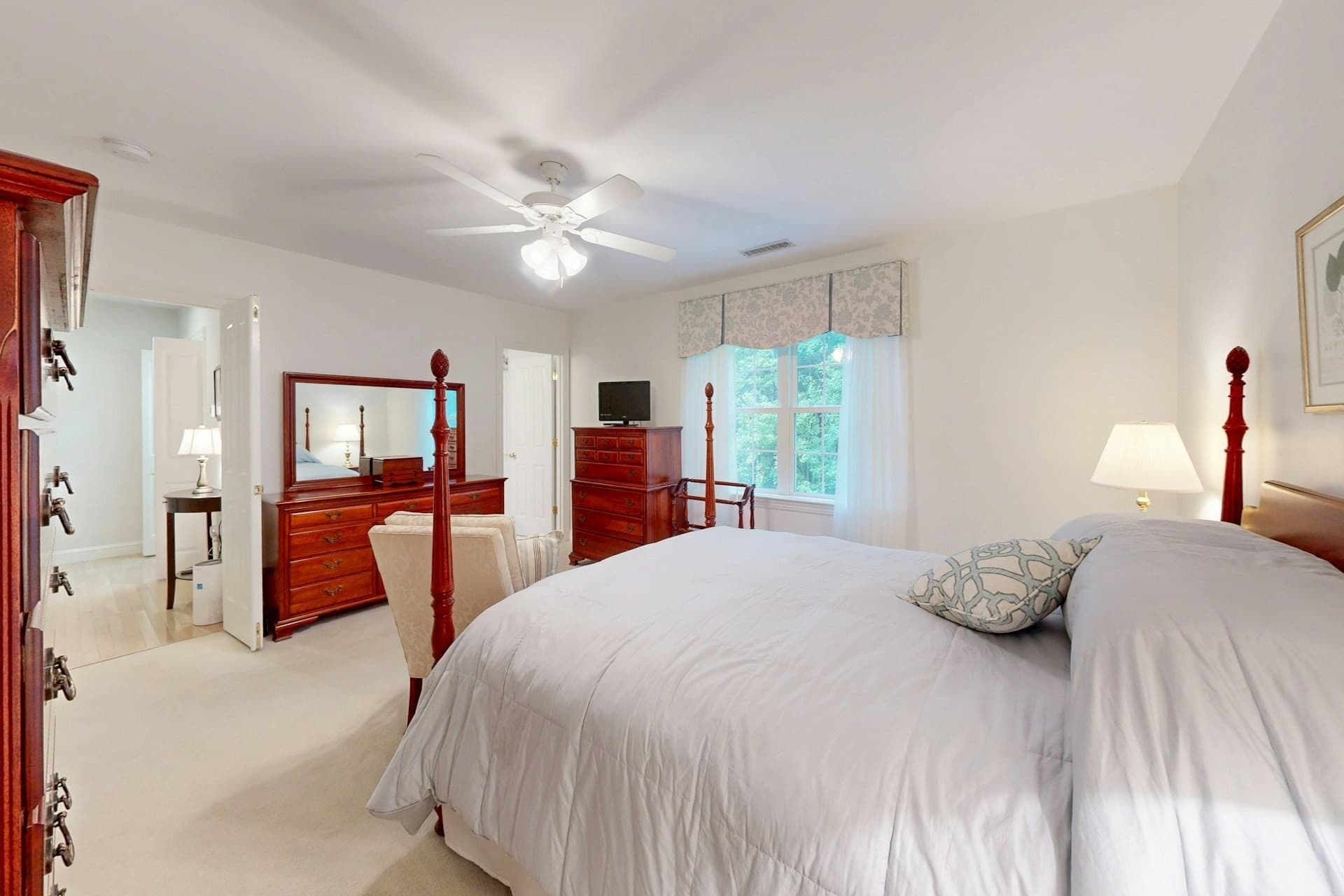 Single Family Residence at 23 Turtlebrook Way, Medfield MA 02052, Medfield, photo 15 of 29