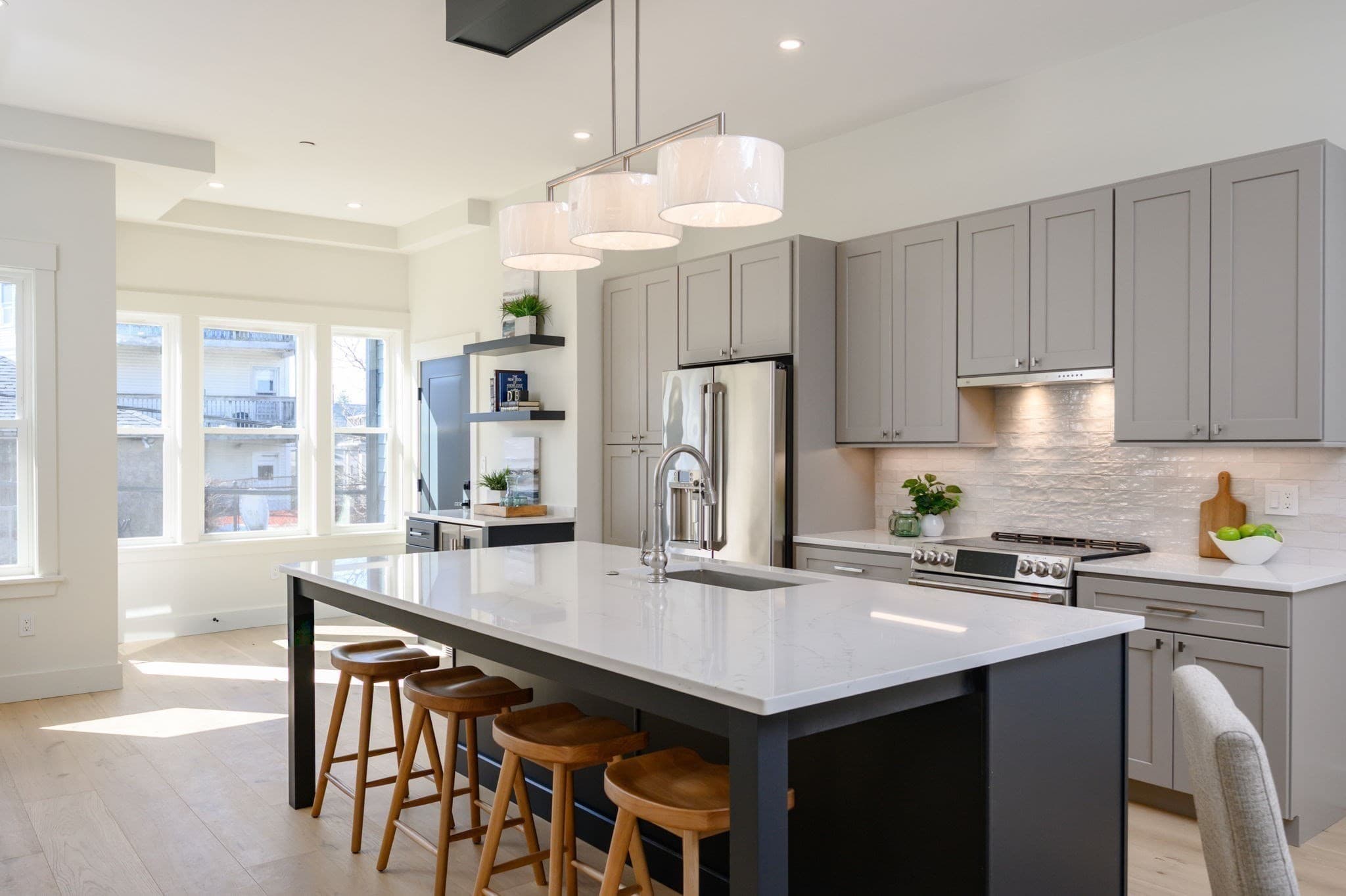 21 Tanglewood Road # 4, Boston MA 02124