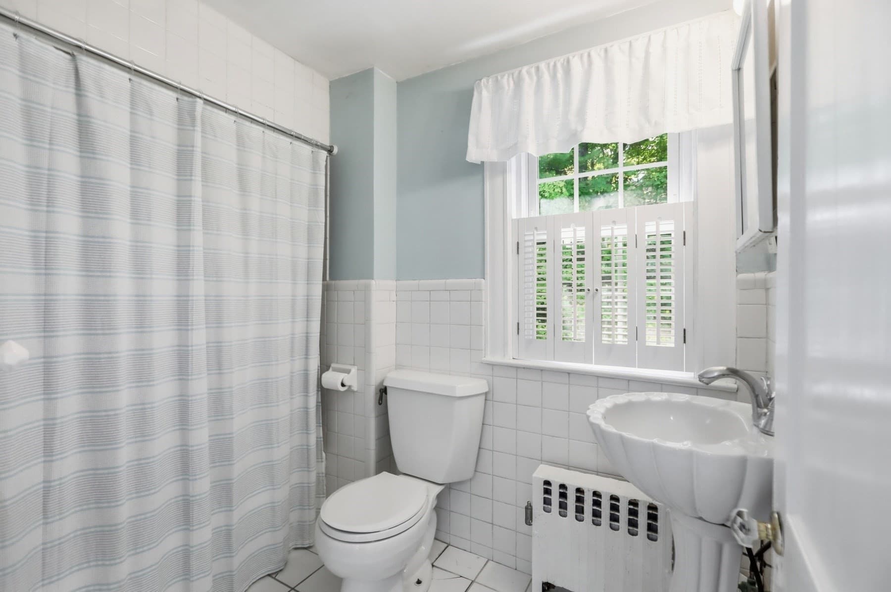 Single Family Residence at 32 Enmore St, Andover MA 01810, Andover, photo 27 of 39