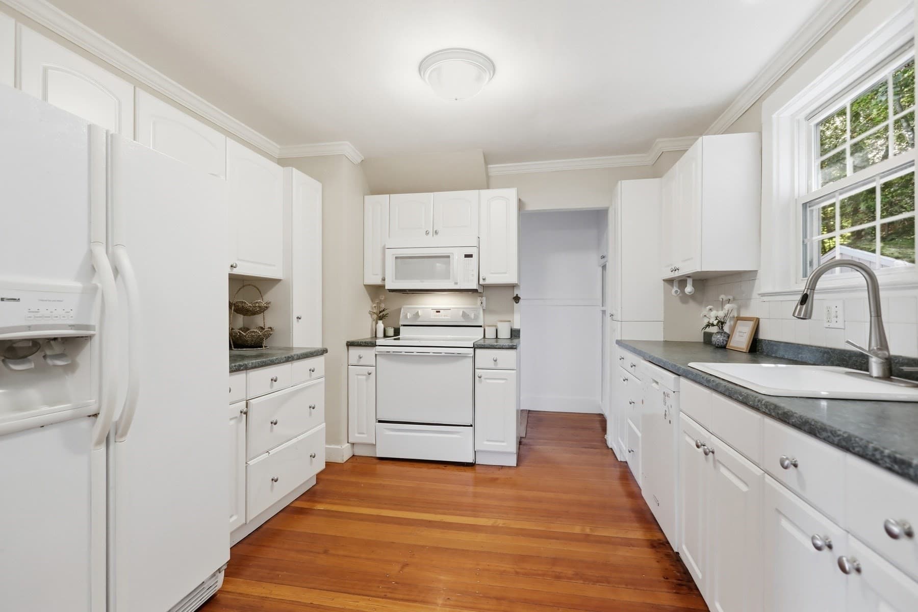 Single Family Residence at 32 Enmore St, Andover MA 01810, Andover, photo 22 of 39