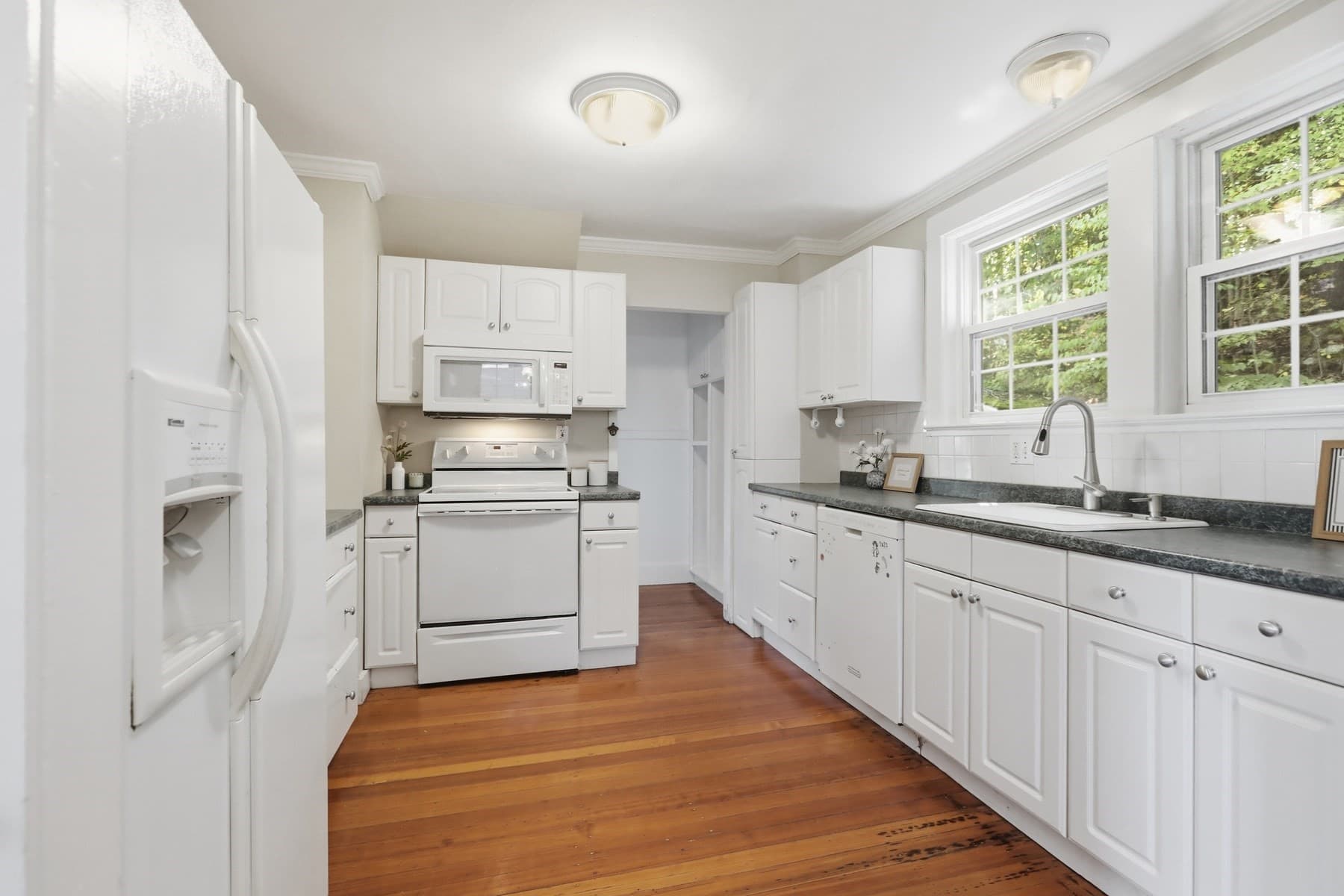 Single Family Residence at 32 Enmore St, Andover MA 01810, Andover, photo 20 of 39
