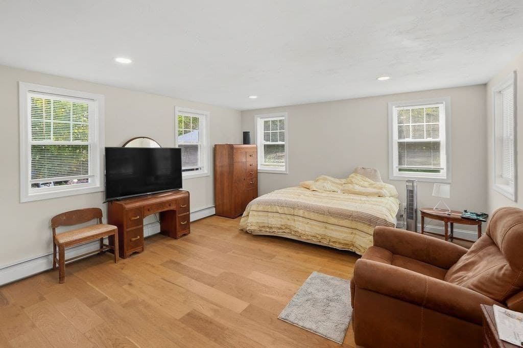 Single Family Residence at 28 Ash St, Webster MA 01570, Webster, photo 17 of 38