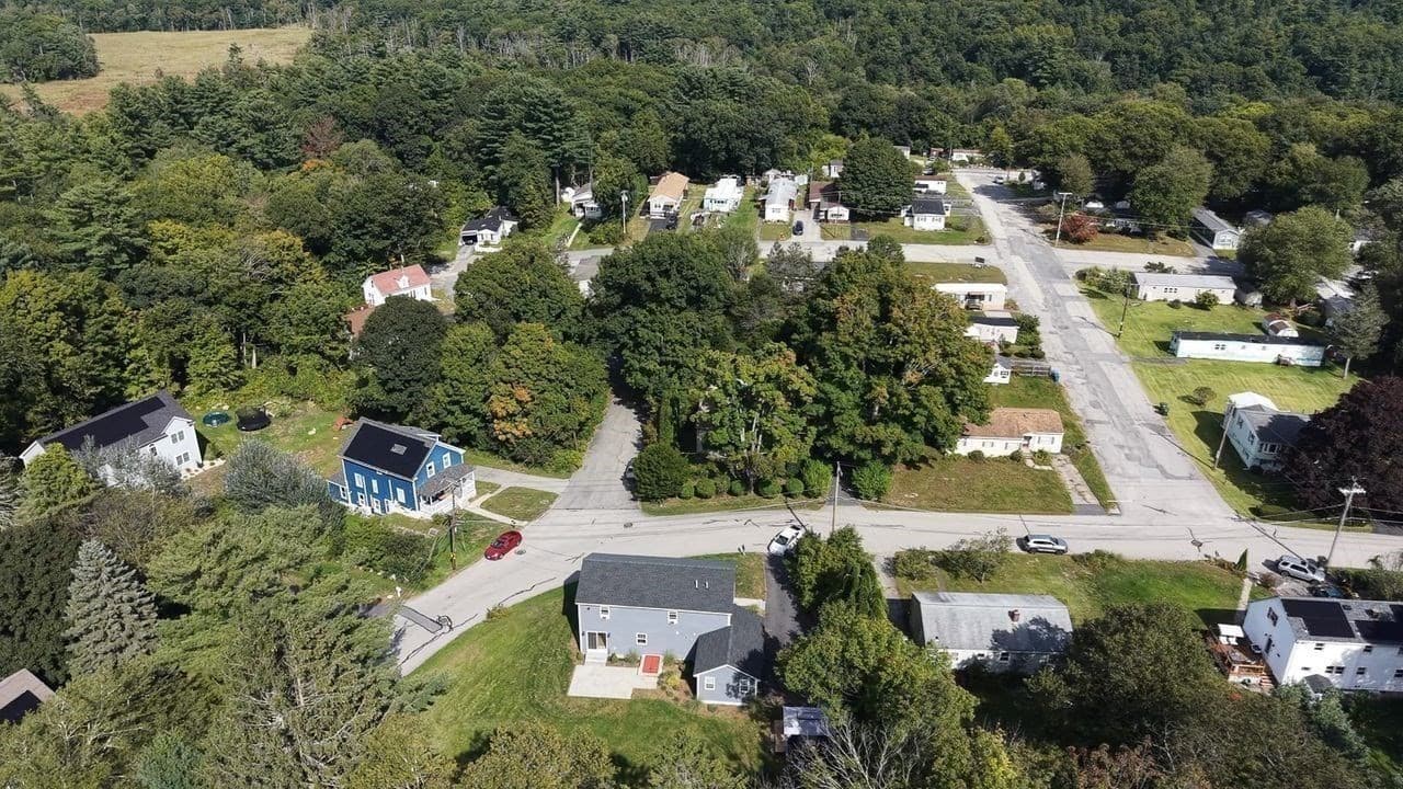 Single Family Residence at 28 Ash St, Webster MA 01570, Webster, photo 36 of 38