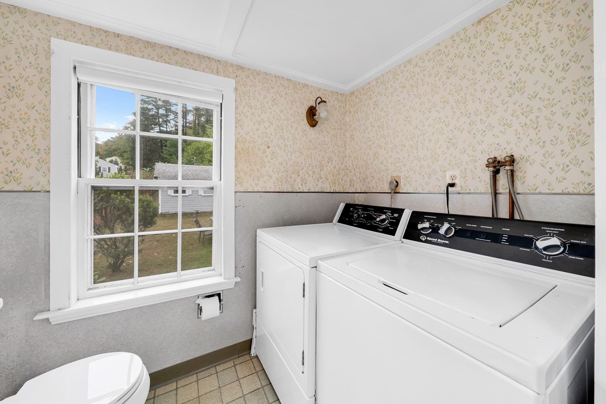 Single Family Residence at 40 Elm Park, Groveland MA 01834, Groveland, photo 12 of 27