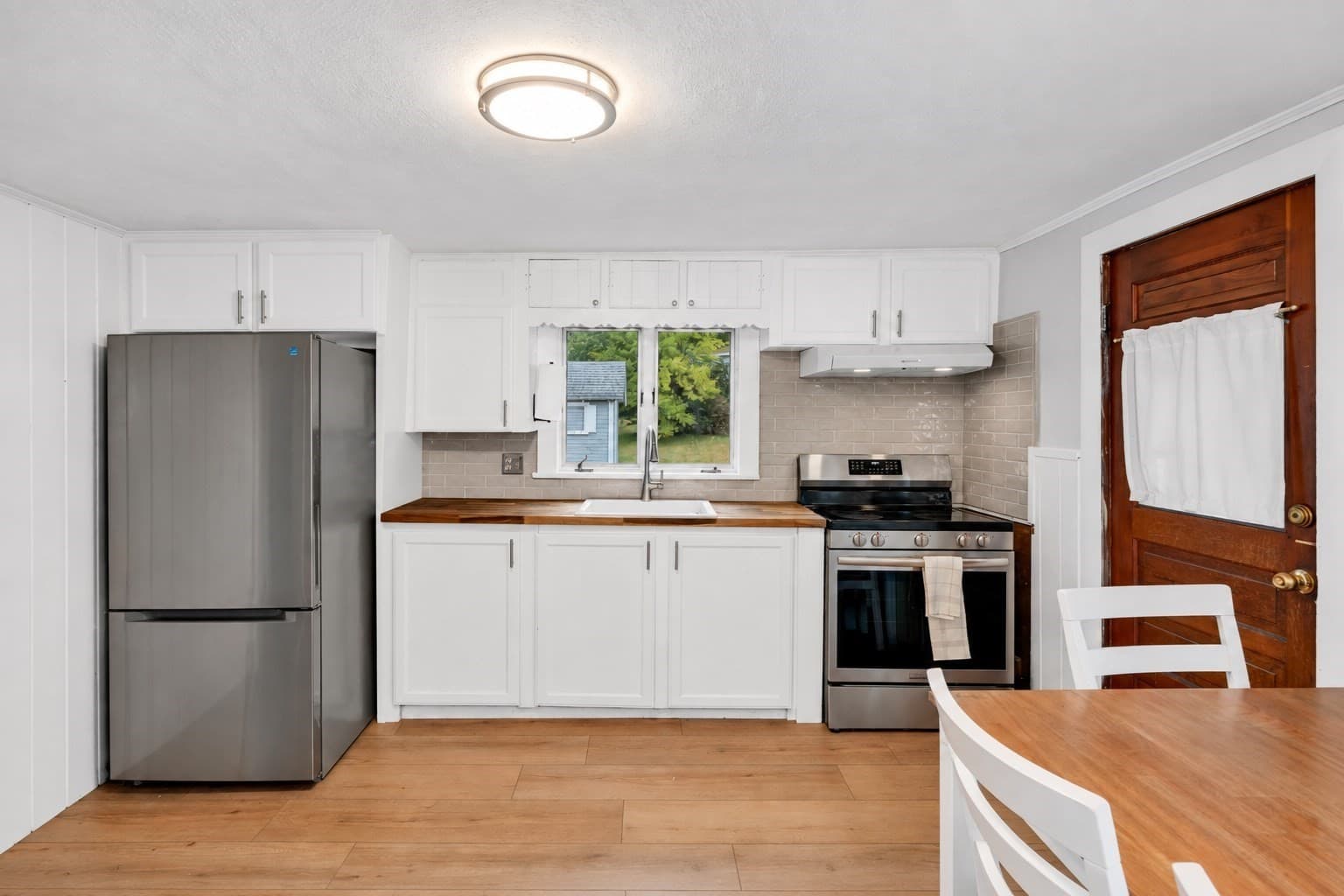 Single Family Residence at 40 Elm Park, Groveland MA 01834, Groveland, photo 9 of 27