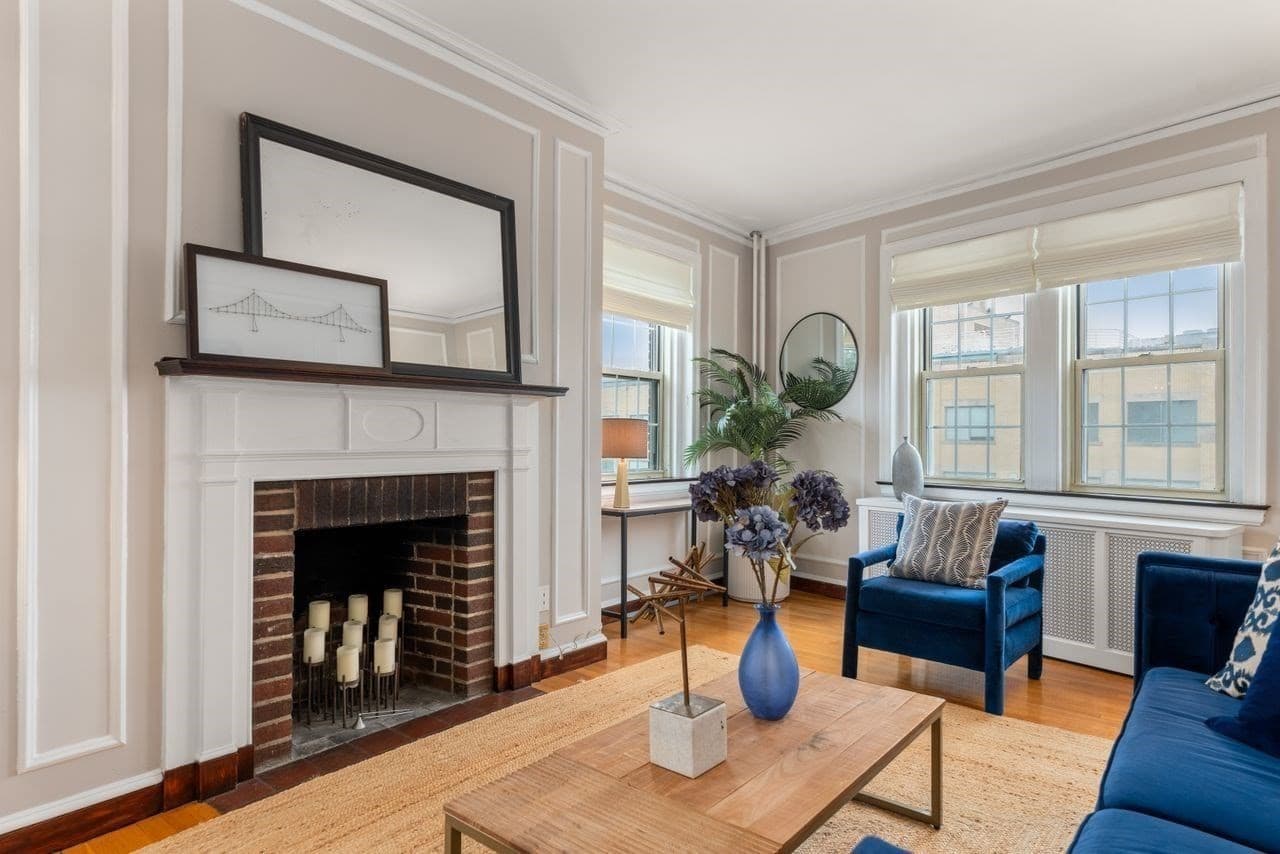 Condominium at 3 Arlington St # 35, Cambridge MA 02140, Cambridge, photo 4 of 26