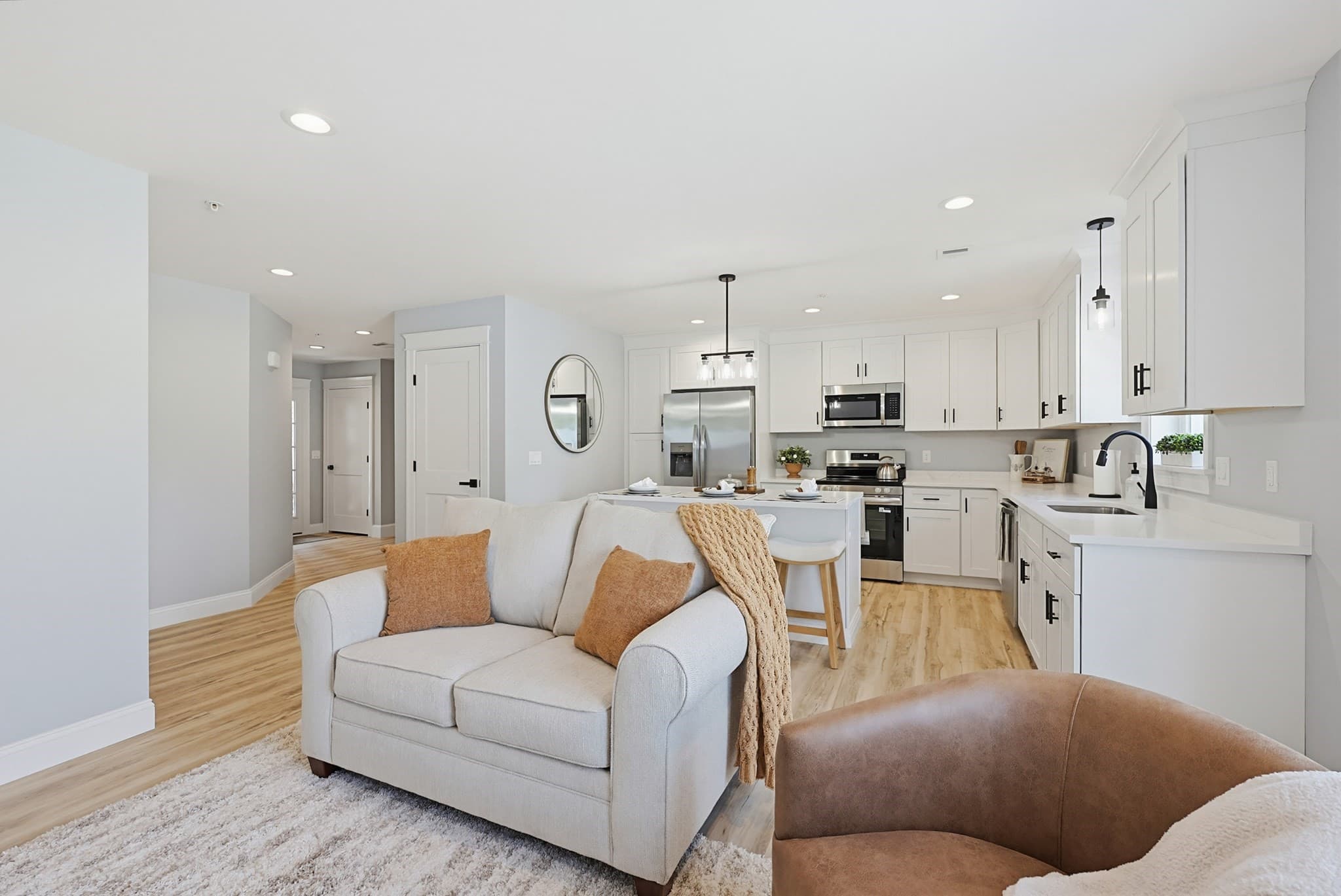 Condominium at 321 Winthrop Street # 102, Taunton MA 02780, Taunton, photo 2 of 21