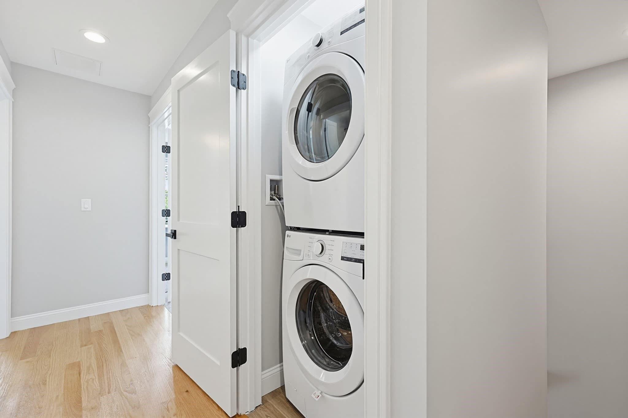 Condominium at 321 Winthrop Street # 102, Taunton MA 02780, Taunton, photo 11 of 21
