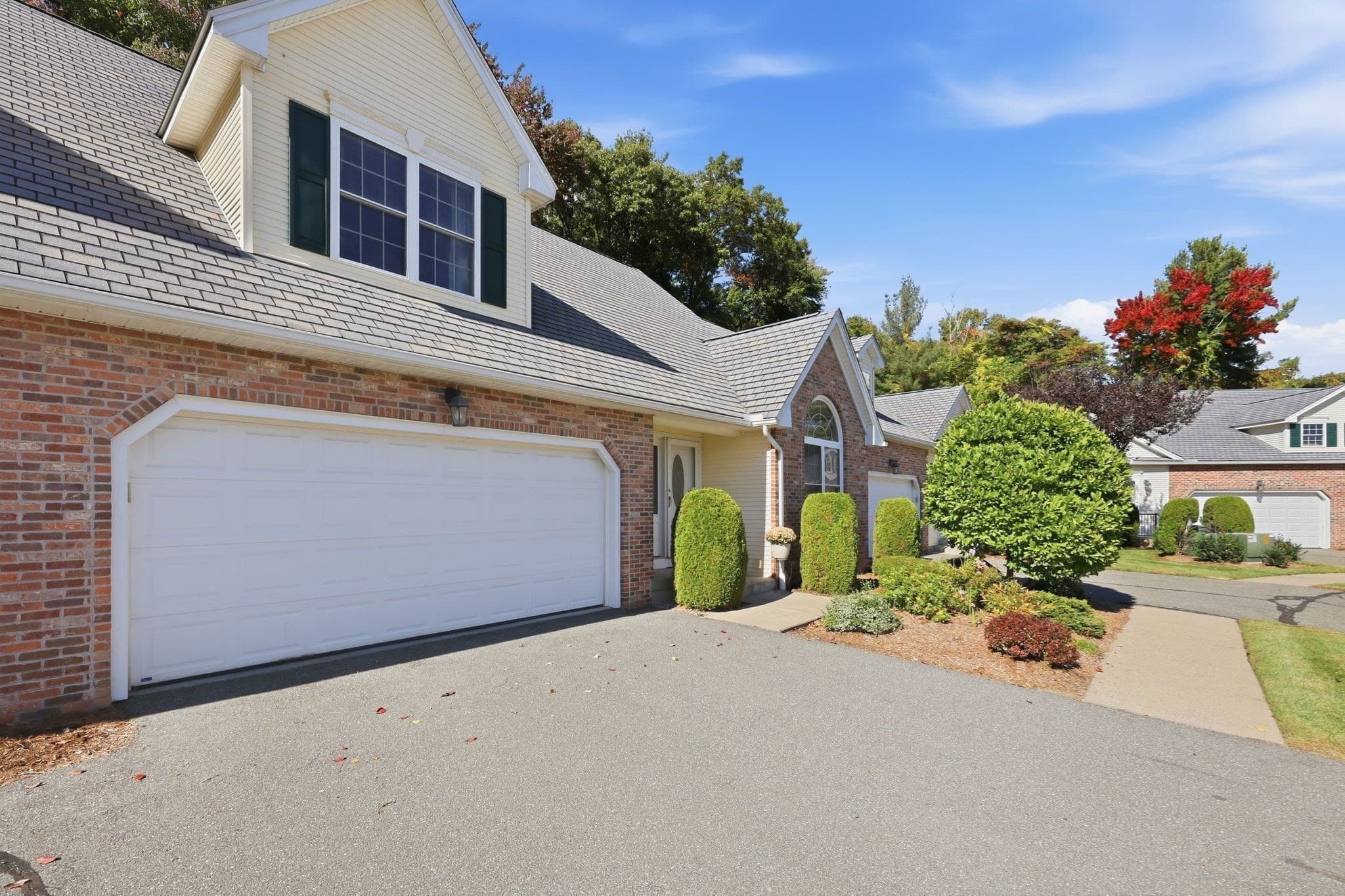 Condominium at 23 Wynnfield Cir # 23, Southwick MA 01077, photo 2 of 42