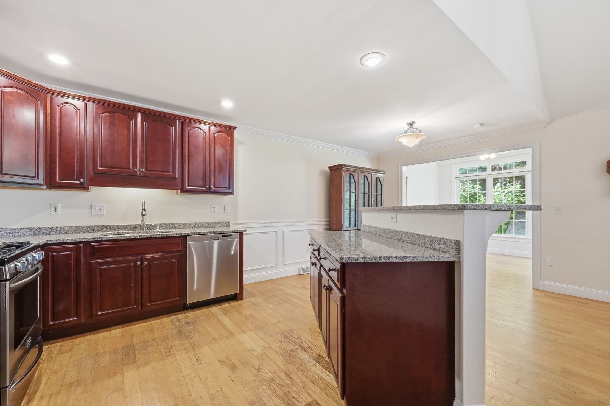 Condominium at 23 Wynnfield Cir # 23, Southwick MA 01077, photo 5 of 42