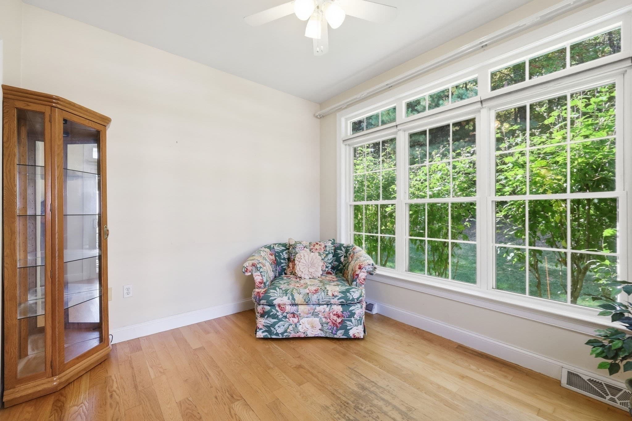 Condominium at 23 Wynnfield Cir # 23, Southwick MA 01077, photo 10 of 42