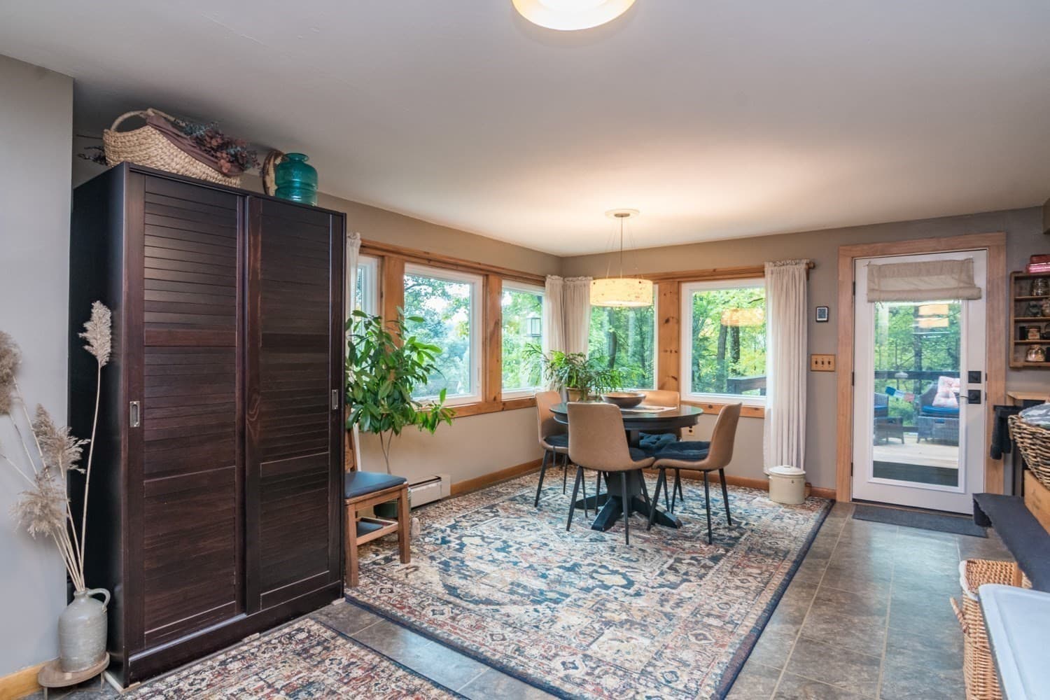 Single Family Residence at 557 Federal St, Belchertown MA 01007, Belchertown, photo 12 of 42
