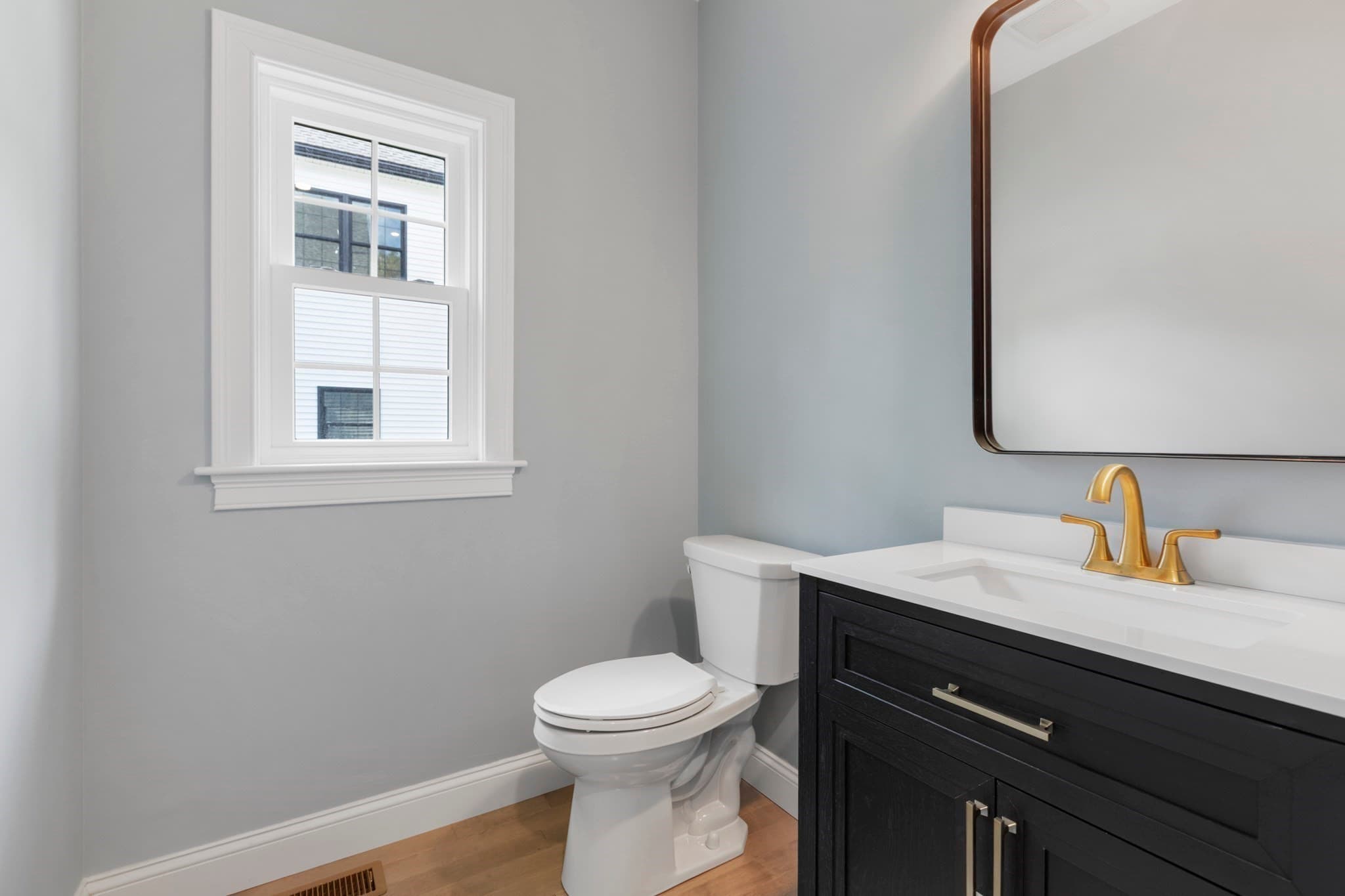 Single Family Residence at 24 Cooper Rd, Webster MA 01570, Webster, photo 6 of 39