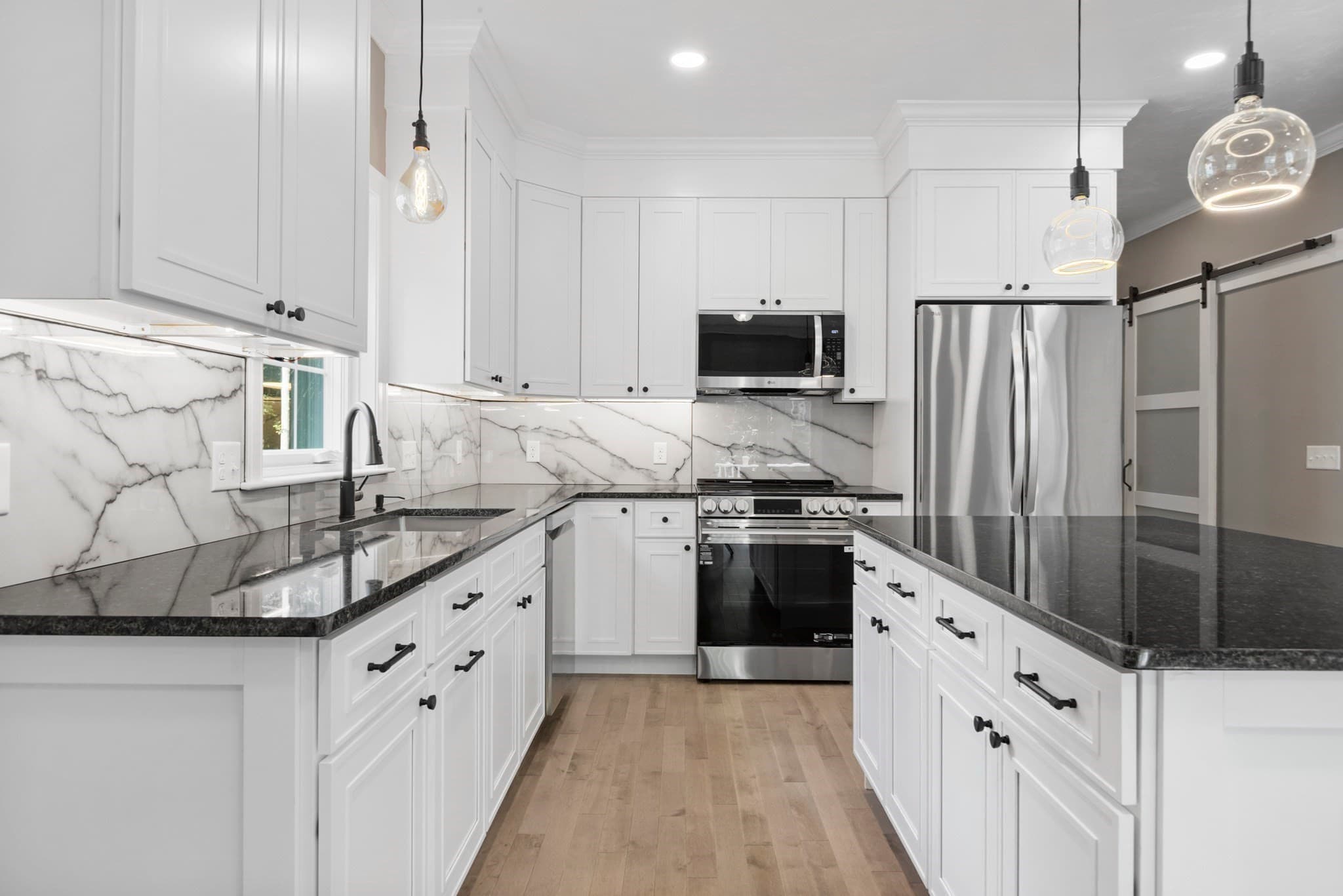 Single Family Residence at 24 Cooper Rd, Webster MA 01570, Webster, photo 10 of 39