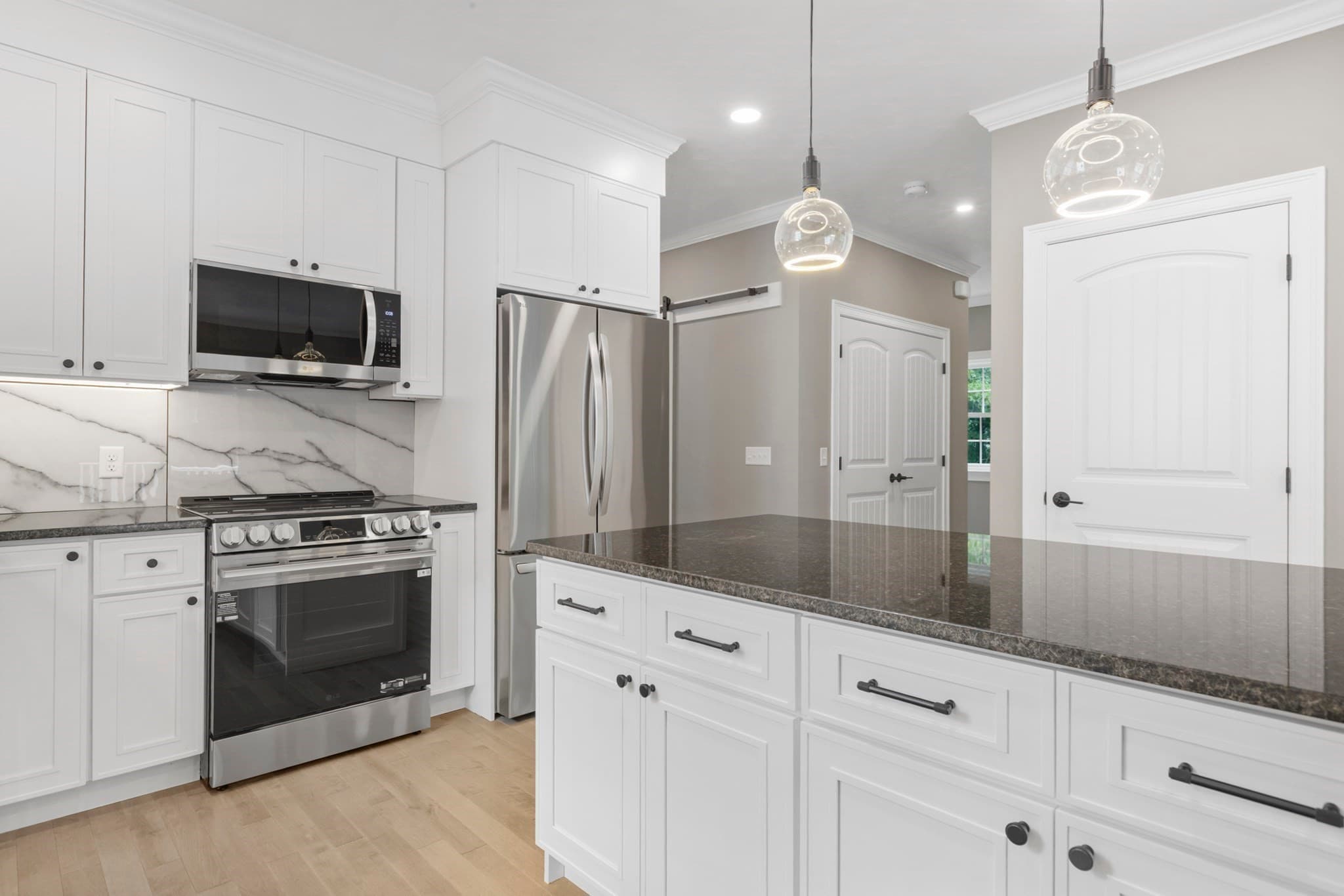 Single Family Residence at 24 Cooper Rd, Webster MA 01570, Webster, photo 11 of 39