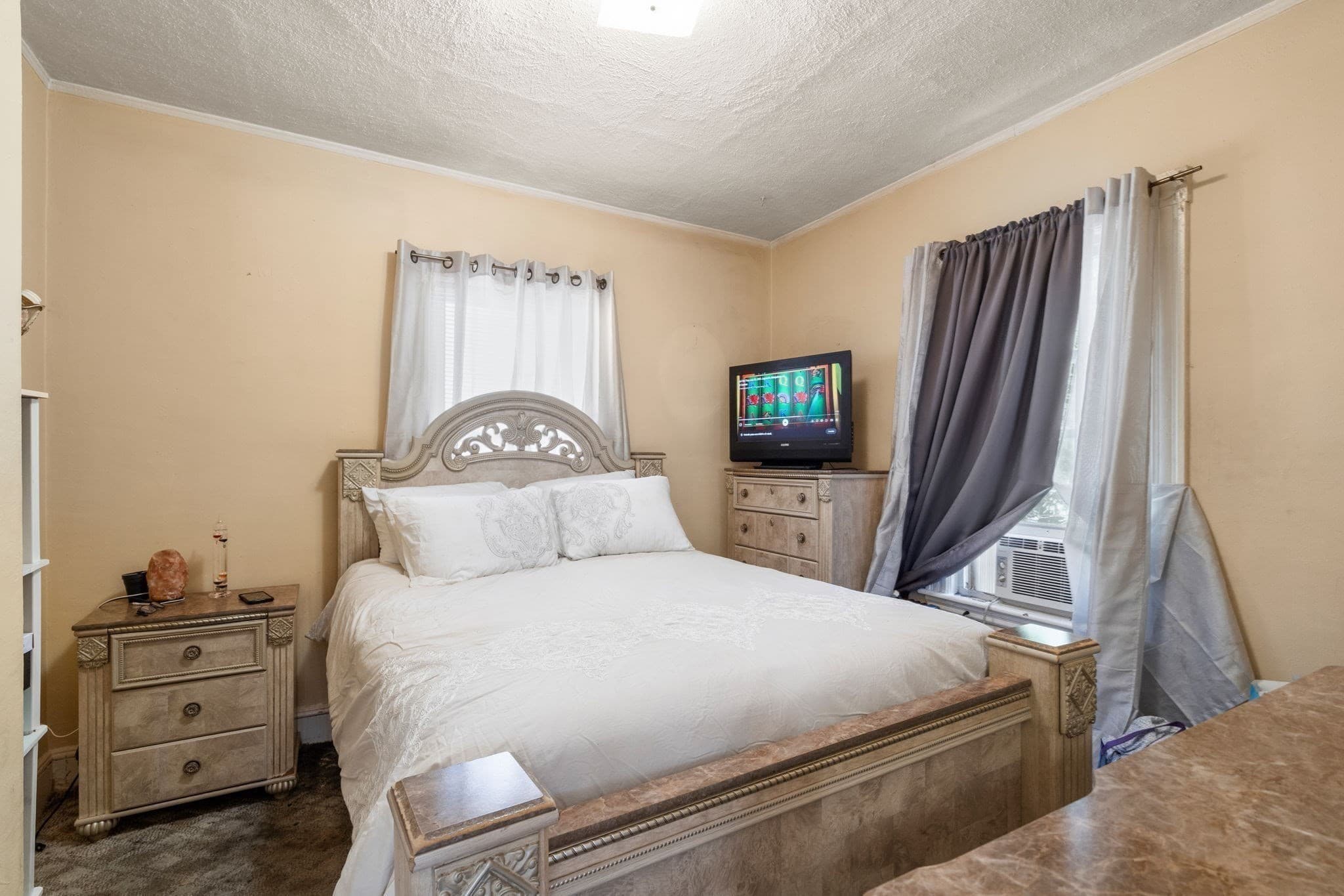 3 Family at 968 River St, Boston MA 02136, Boston, photo 6 of 17
