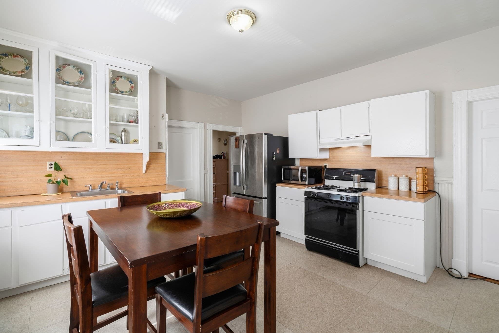 3 Family at 968 River St, Boston MA 02136, Boston, photo 4 of 17
