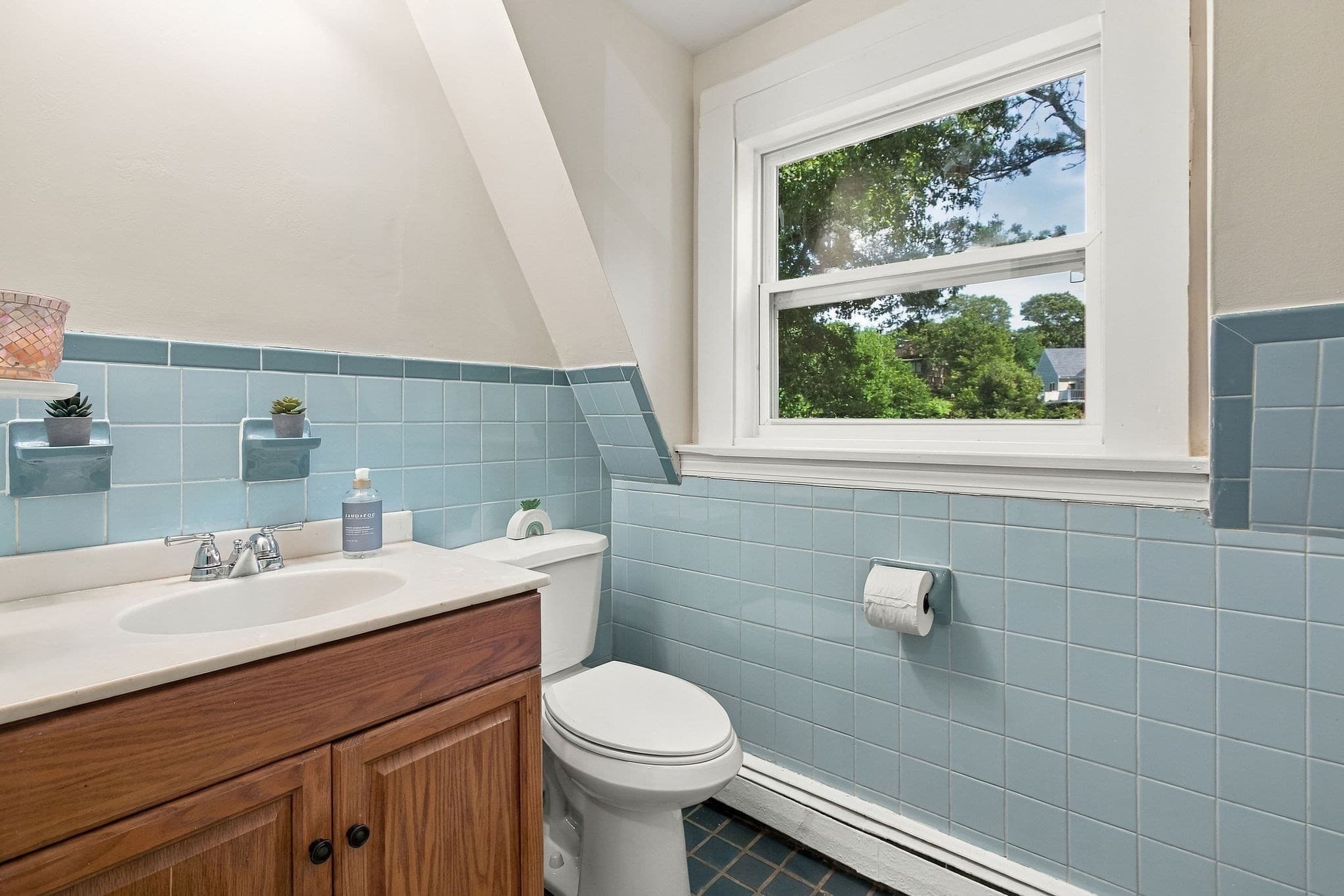 Single Family Residence at 56 Westmoreland Dr, Falmouth MA 02540, Falmouth, photo 23 of 37
