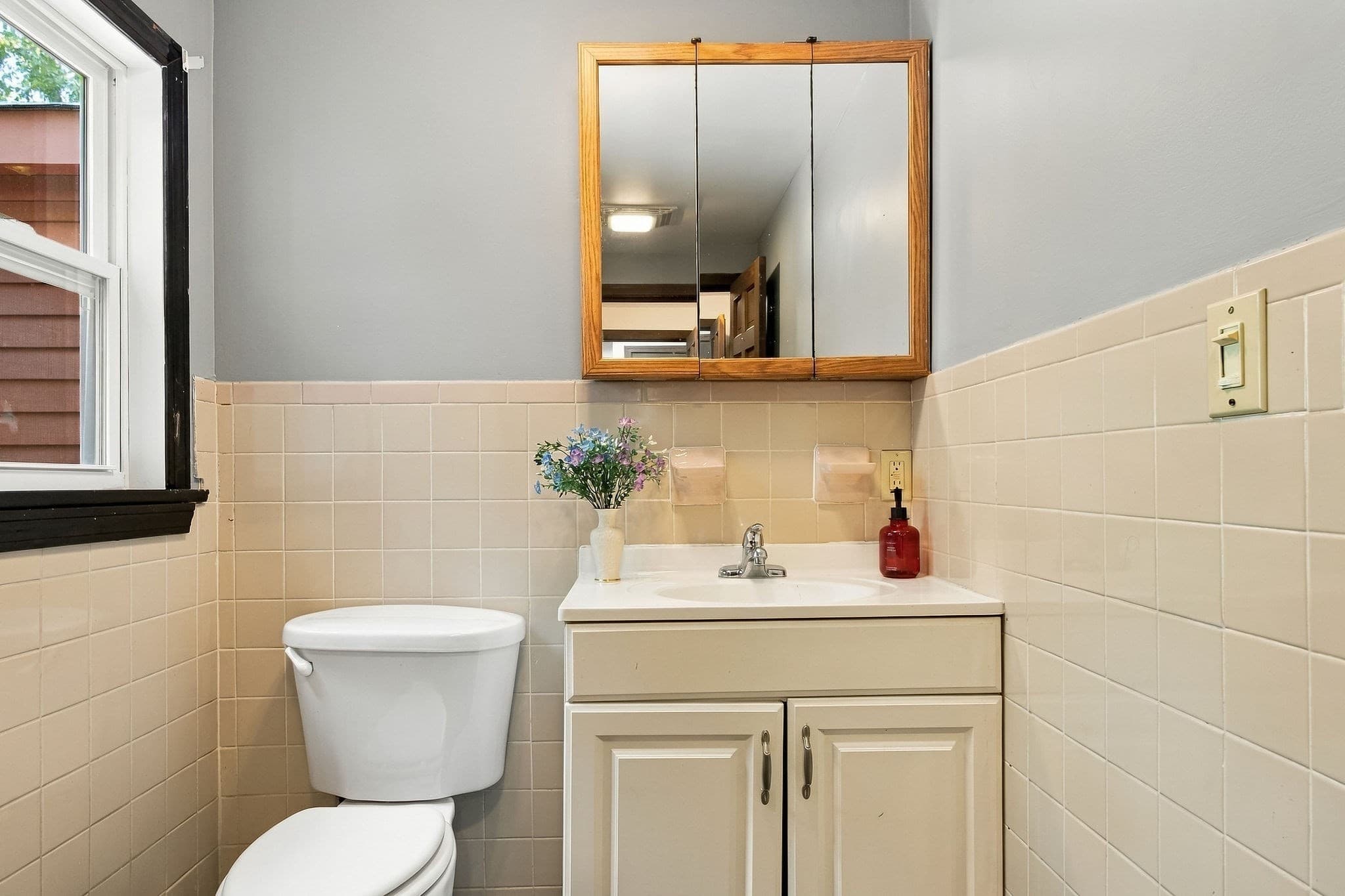 Single Family Residence at 56 Westmoreland Dr, Falmouth MA 02540, Falmouth, photo 16 of 37