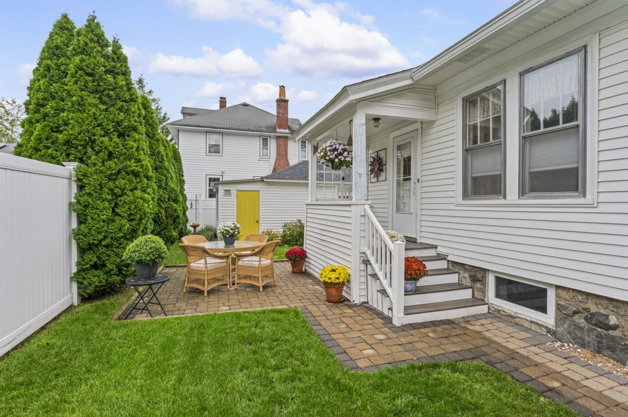 Single Family Residence at 40 Quincy St, Methuen MA 01844, Methuen, photo 5 of 36