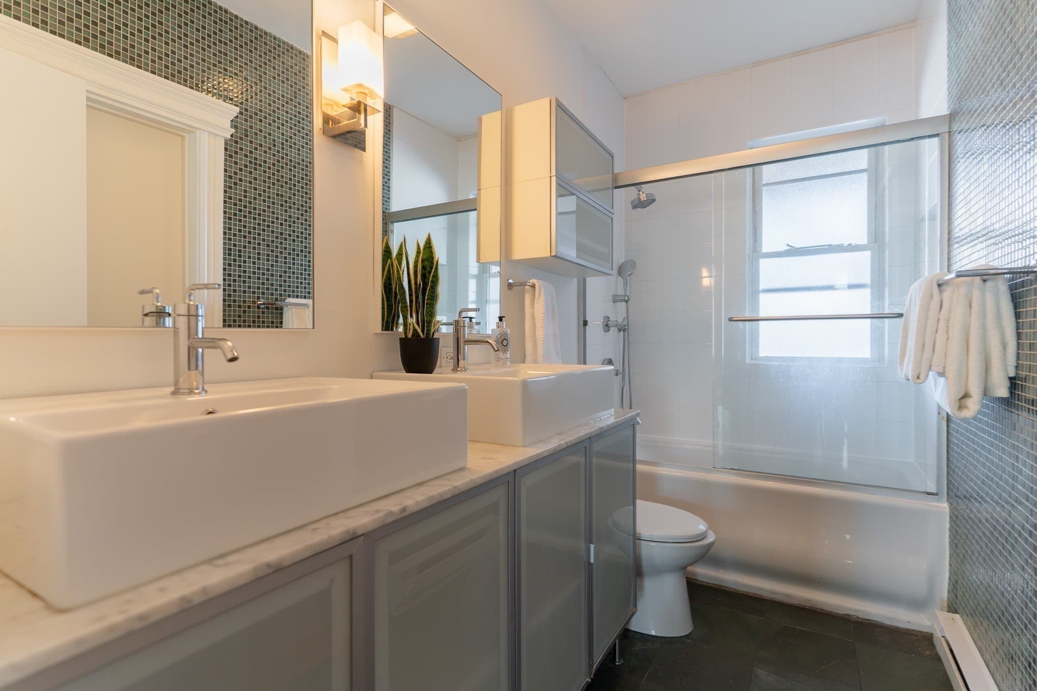 Condominium at 23 Strathmore Road # 1A, Brookline MA 02445, Brookline, photo 7 of 12