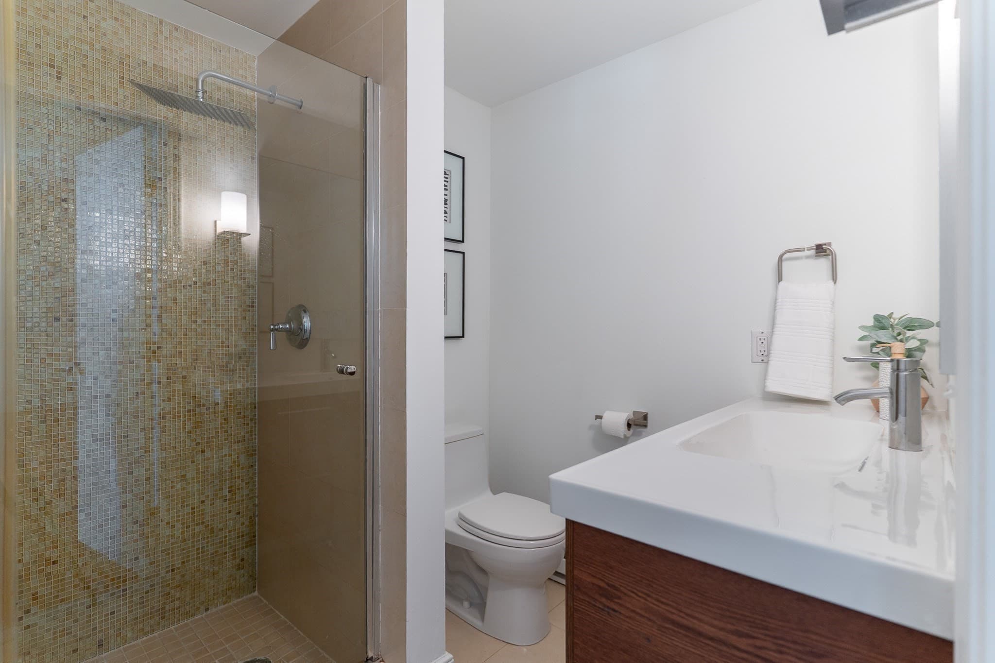 Condominium at 23 Strathmore Road # 1A, Brookline MA 02445, Brookline, photo 10 of 12