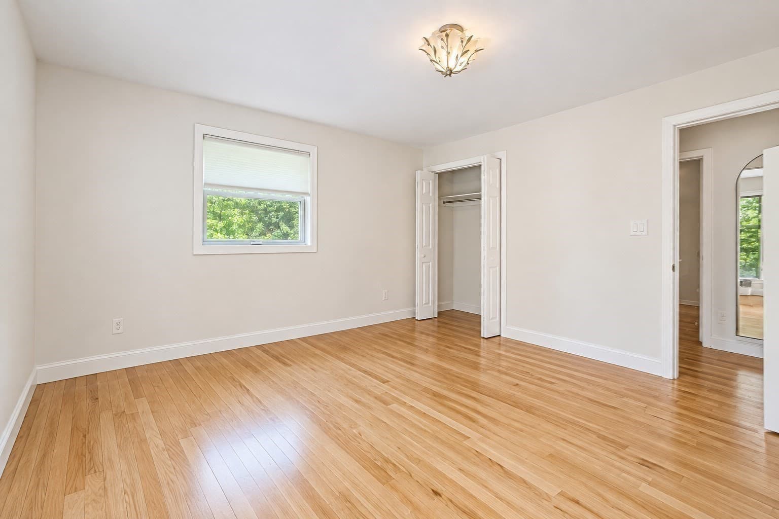 Single Family Residence at 42 Farview Ave, Shrewsbury MA 01545, Shrewsbury, photo 13 of 40
