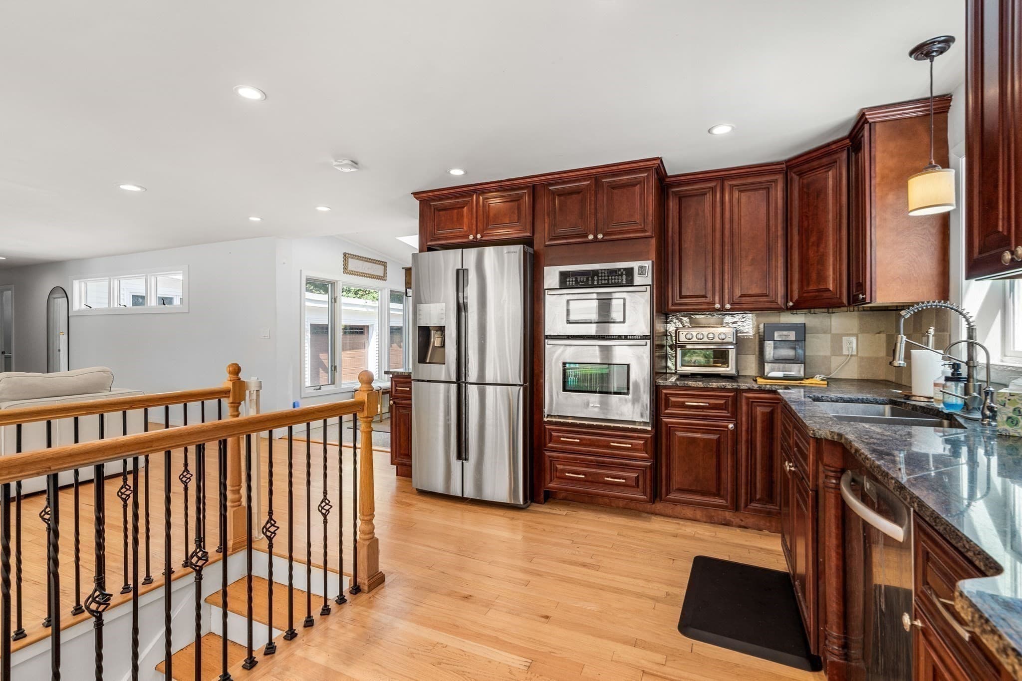 Single Family Residence at 42 Farview Ave, Shrewsbury MA 01545, Shrewsbury, photo 8 of 40